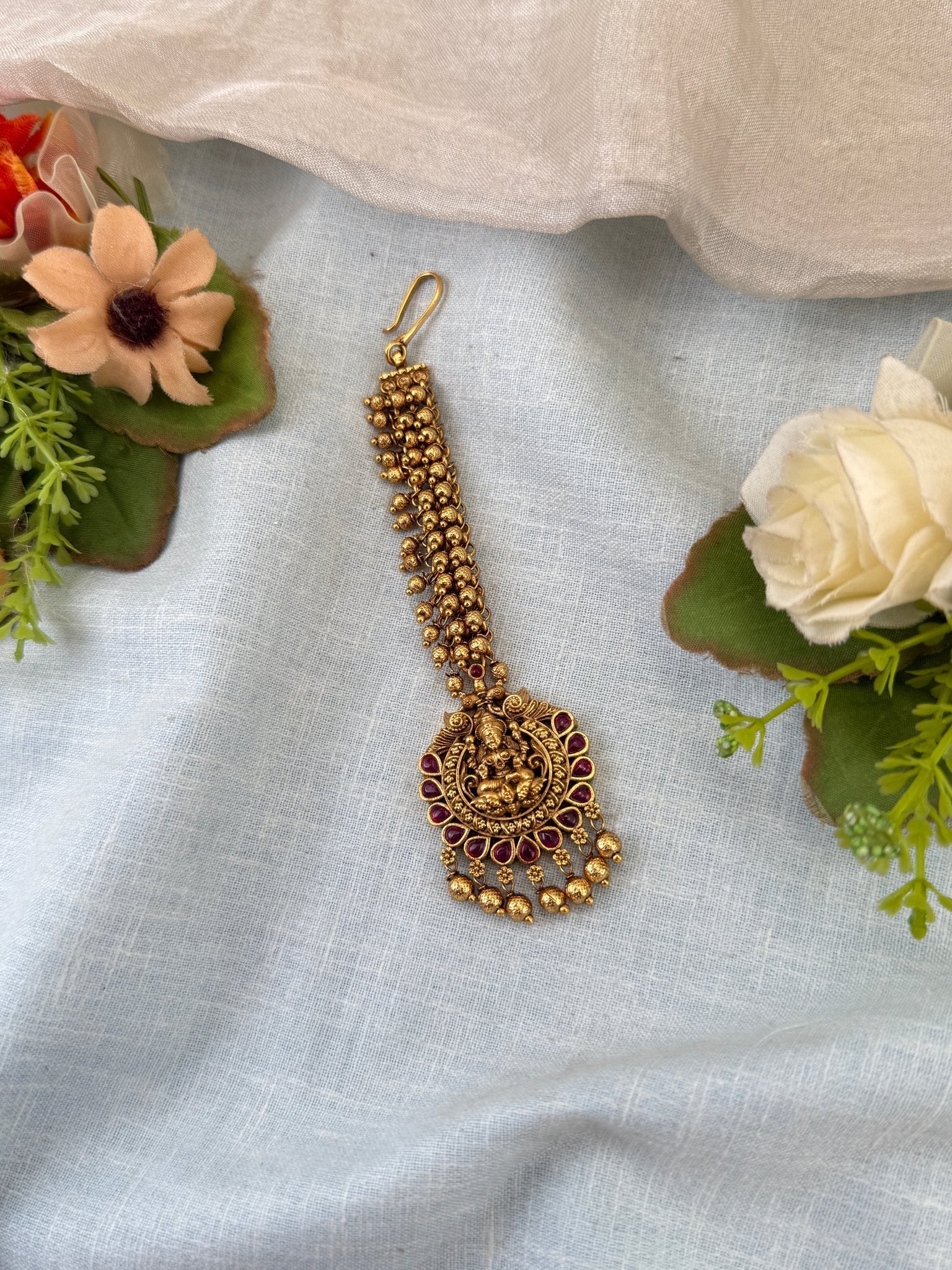 Royal Antique Maang Tikka 501 - Mahilas