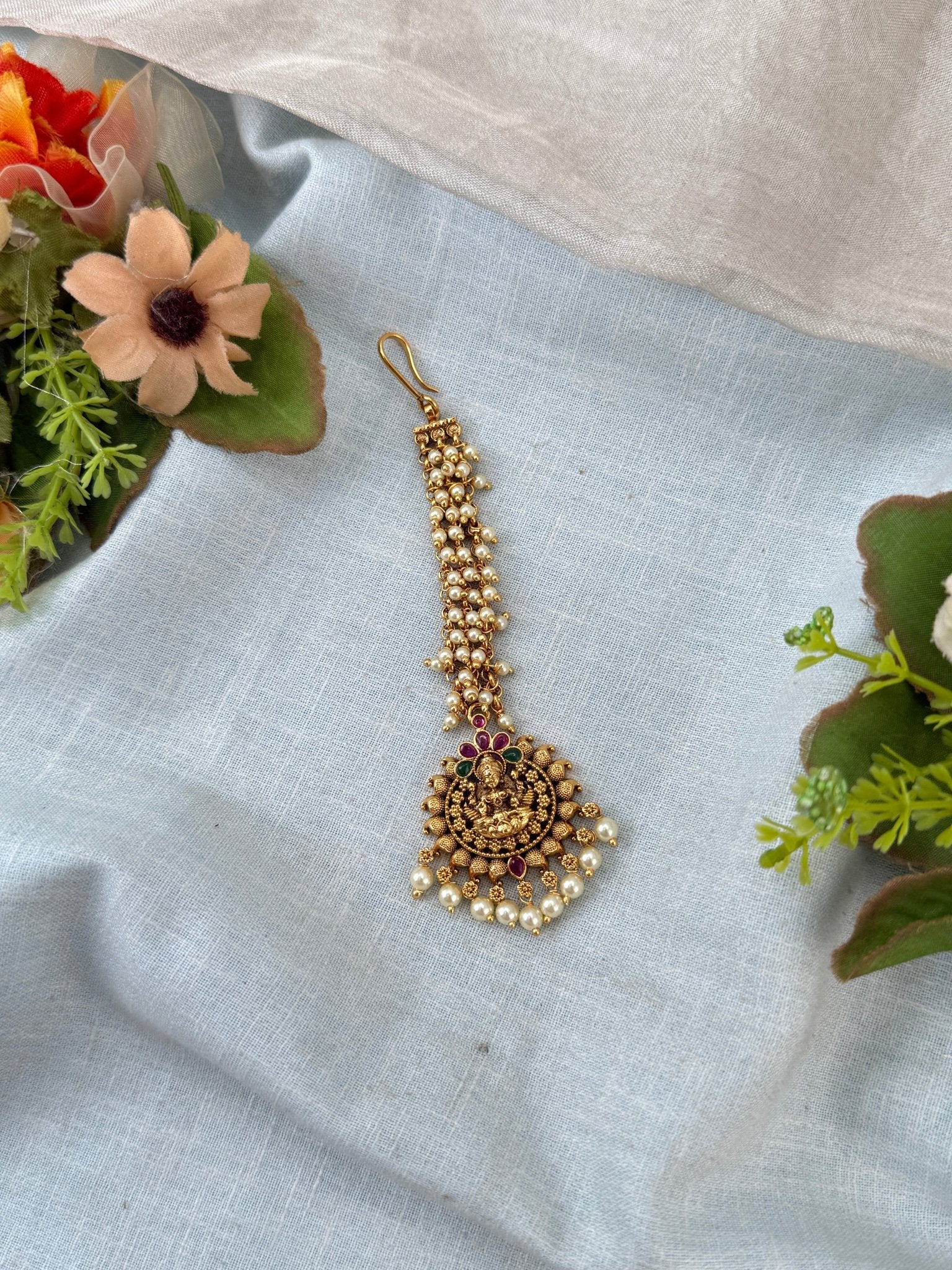 Royal Antique Maang Tikka 515 - Mahilas