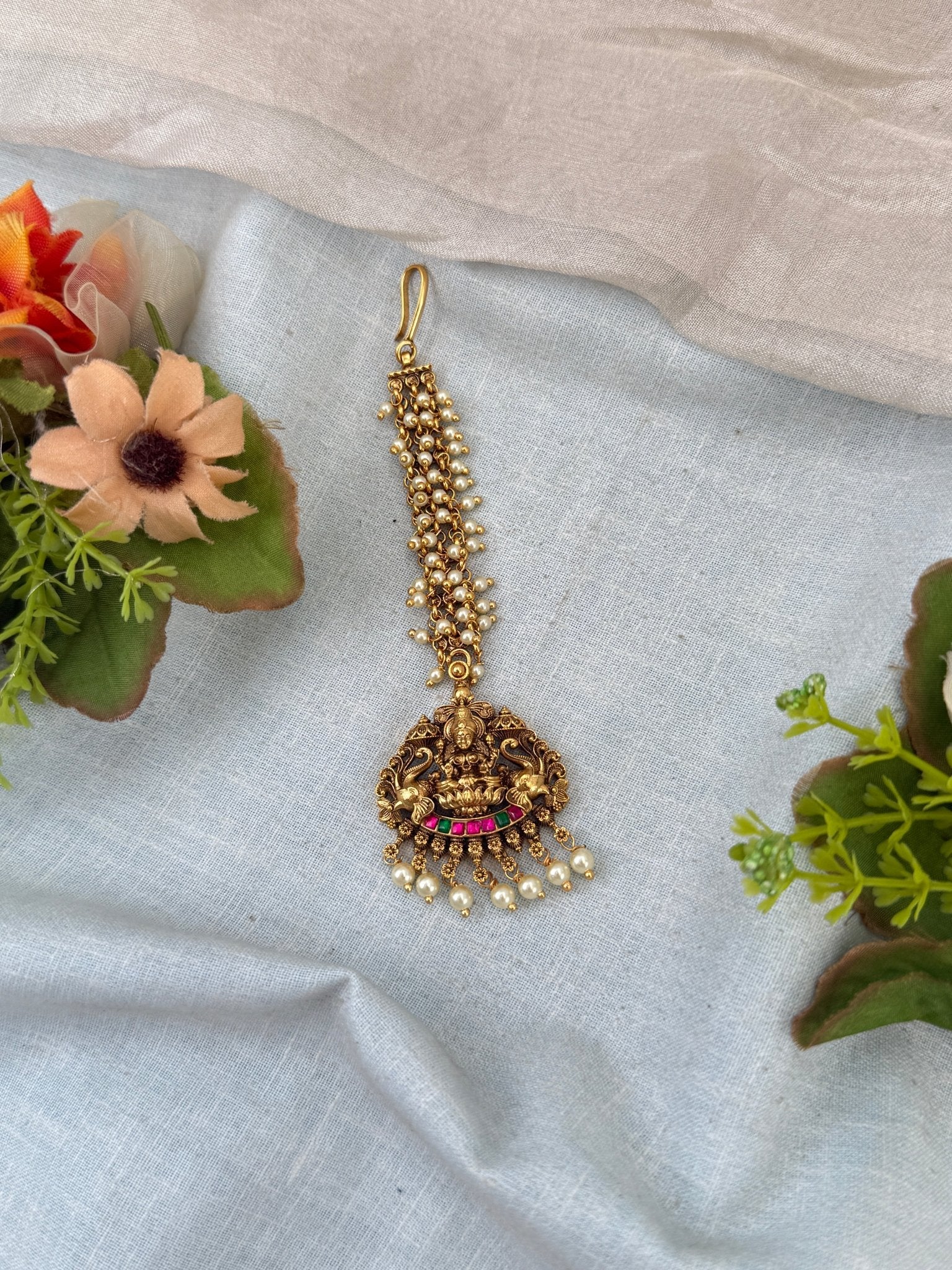 Royal Antique Maang Tikka 535 - Mahilas