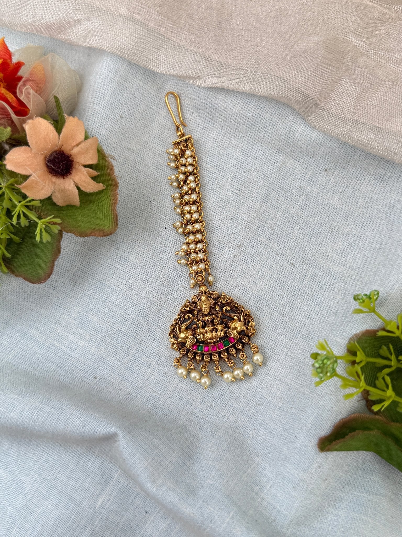 Royal Antique Maang Tikka 544 - Mahilas