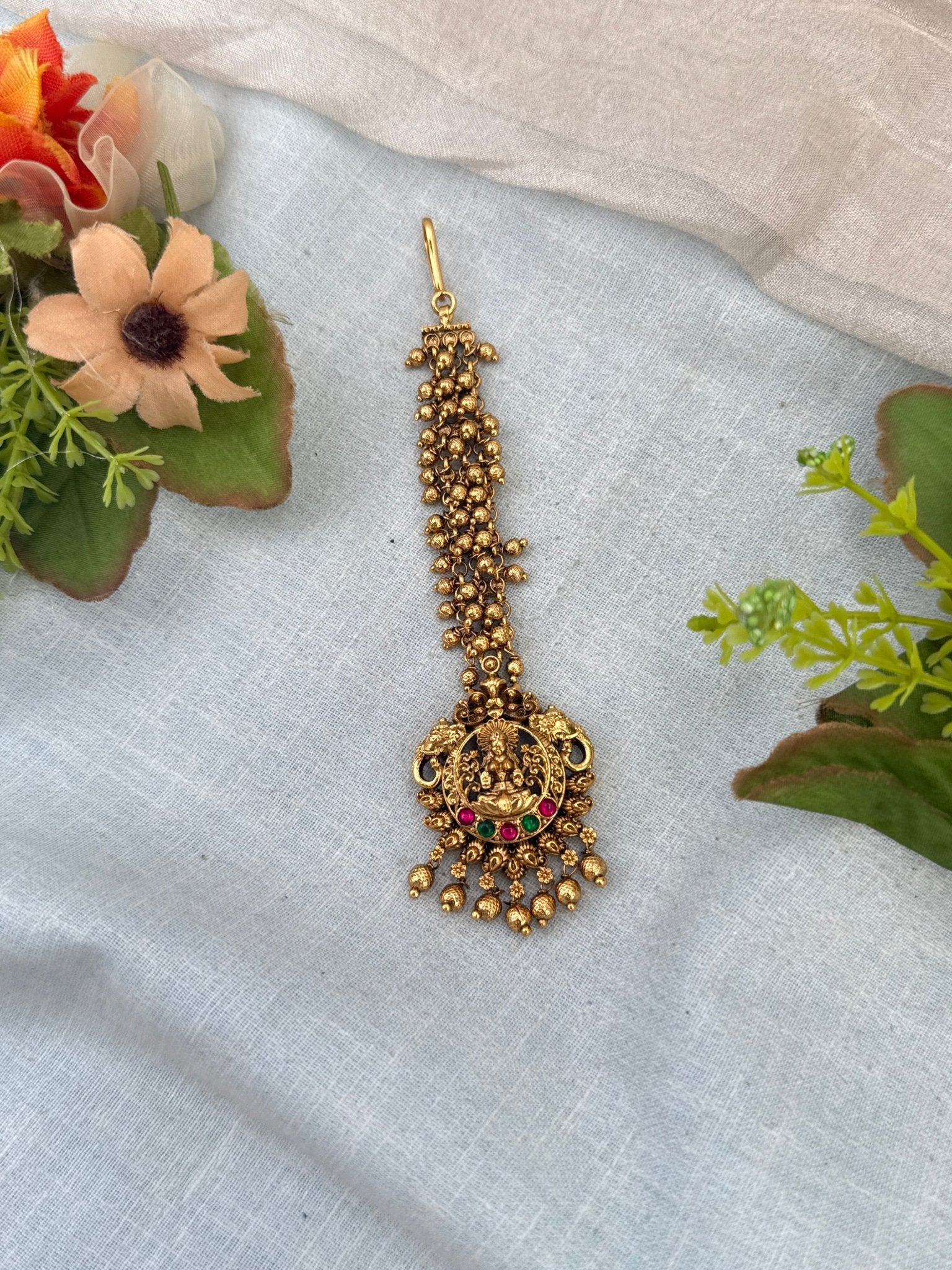 Royal Antique Maang Tikka 550 - Mahilas