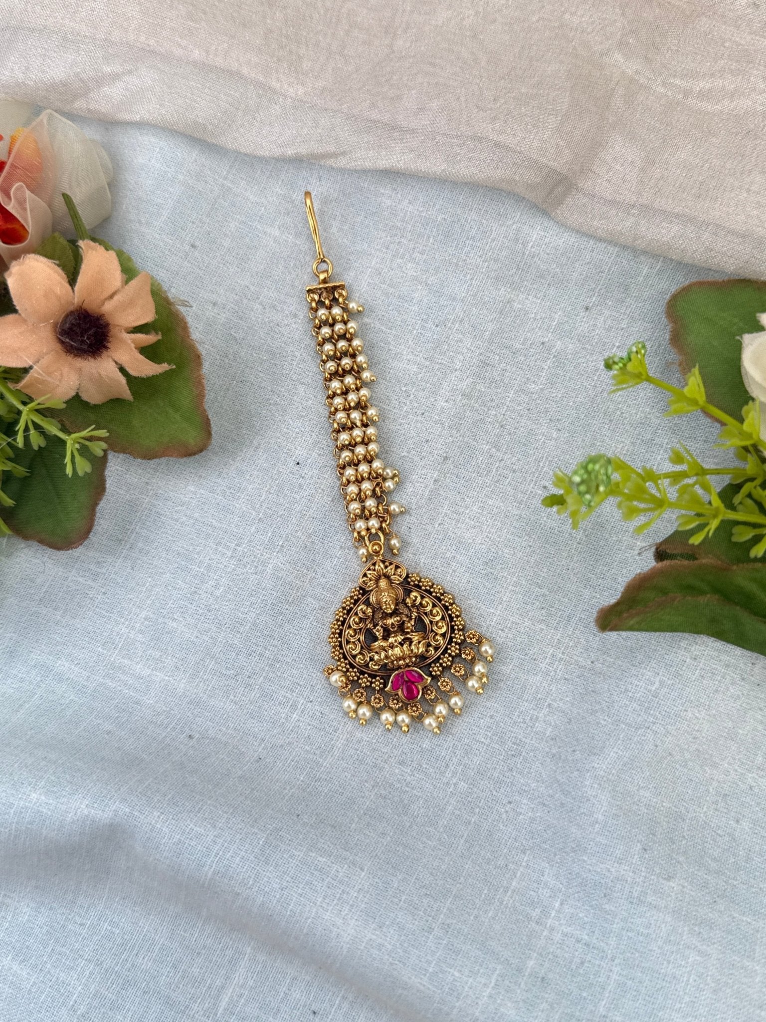 Royal Antique Maang Tikka 554 - Mahilas