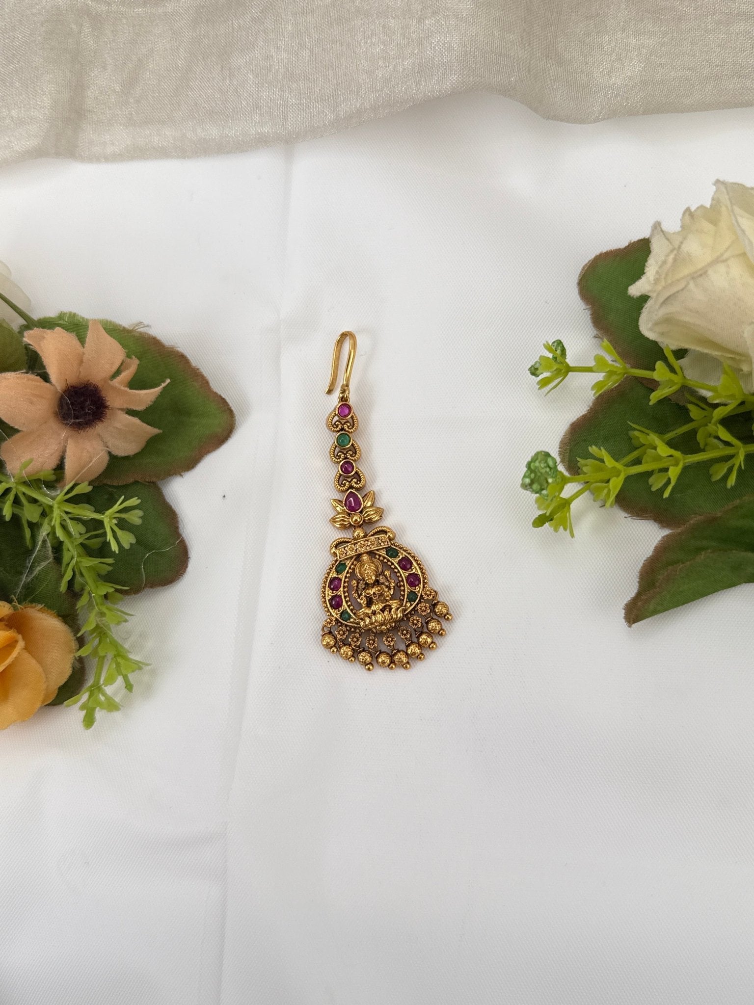 Royal Antique Maang Tikka 578 - Mahilas