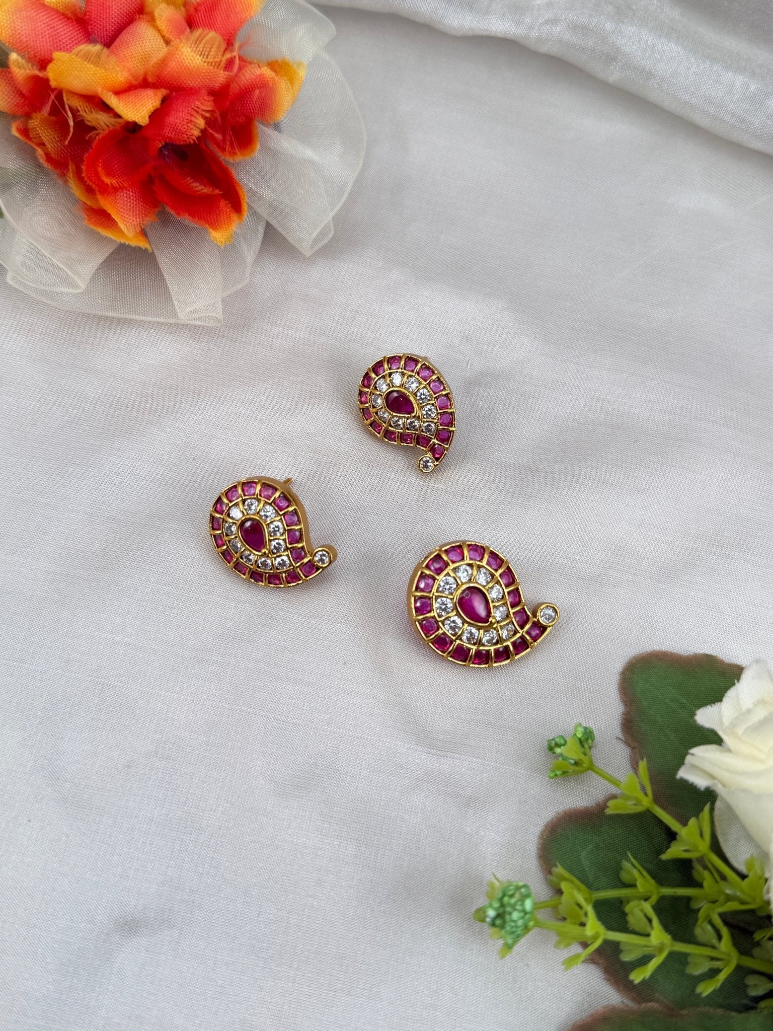 Royal Antique Mango Pendant With Earrings 142 - Mahilas