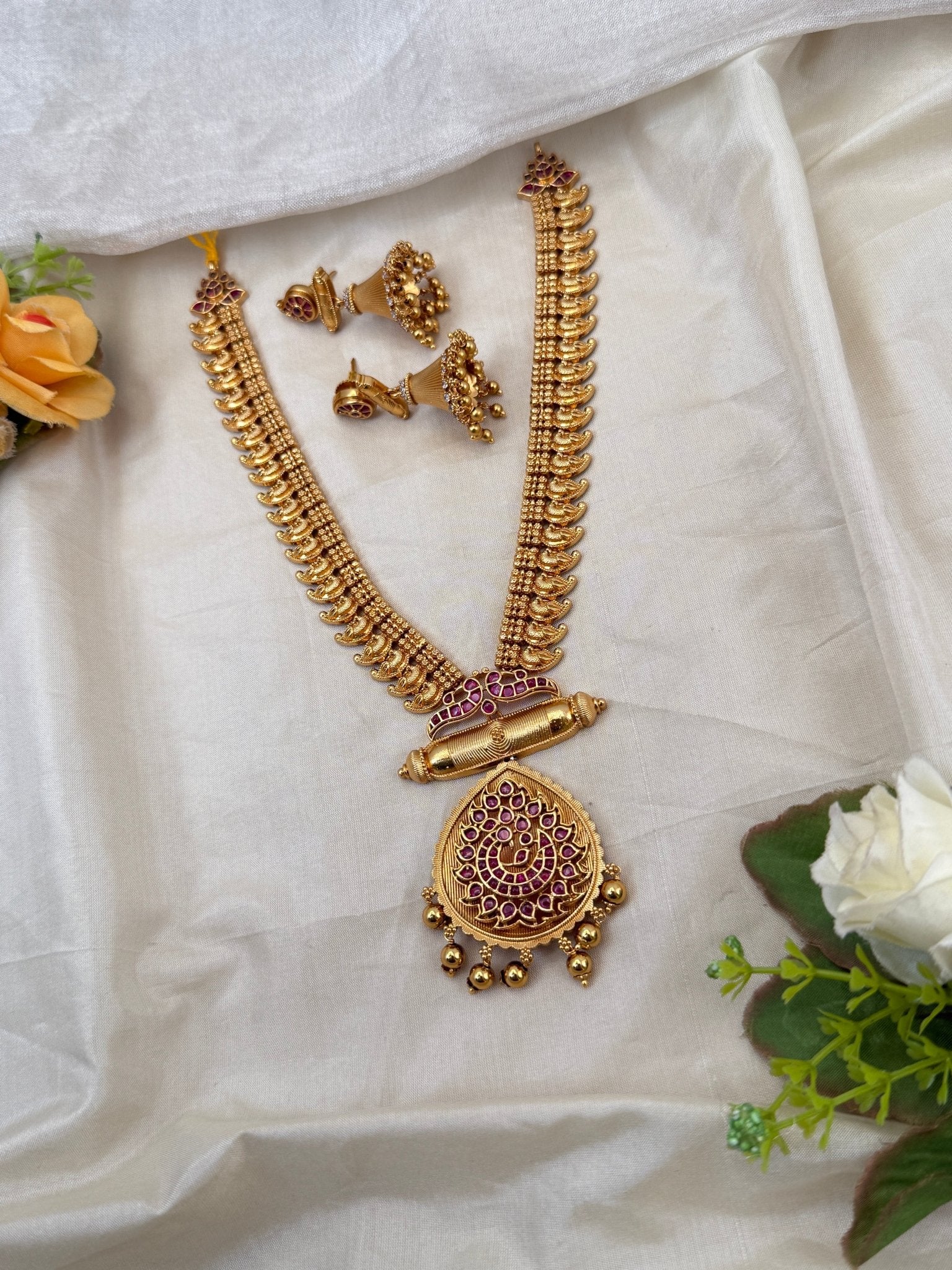 Royal Antique Peacock Pendant Short Necklace Set 0775 - Mahilas