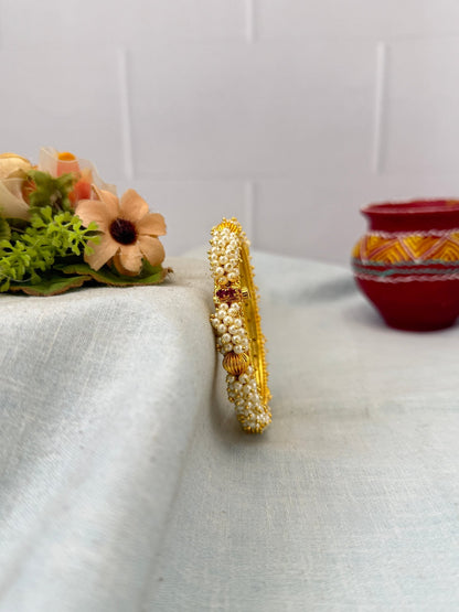 Royal Antique Pearl Kada Bangle 7217 - Mahilas