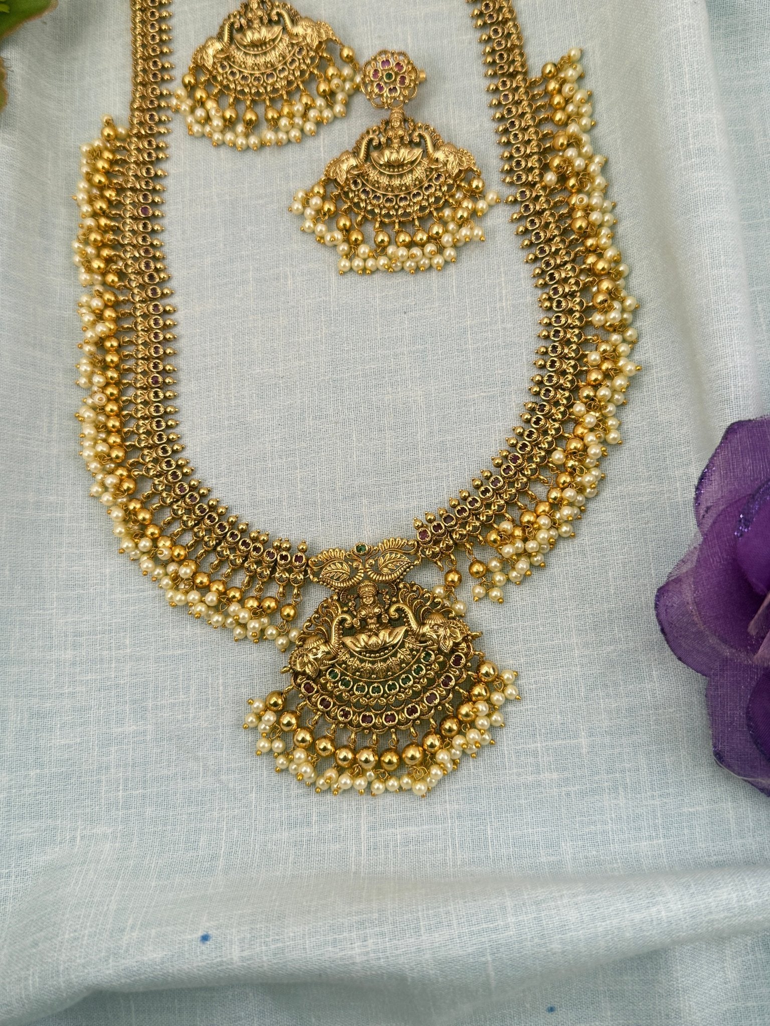 Royal Antique Pearl Lakshmi Pendant Long Necklace Set 0629 - Mahilas