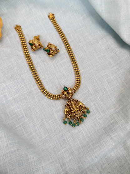 Royal Antique Pendant Short Necklace Set 0314 - Mahilas