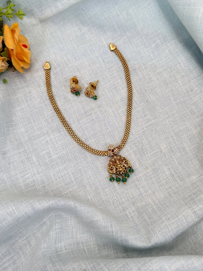Royal Antique Pendant Short Necklace Set 0318 - Mahilas