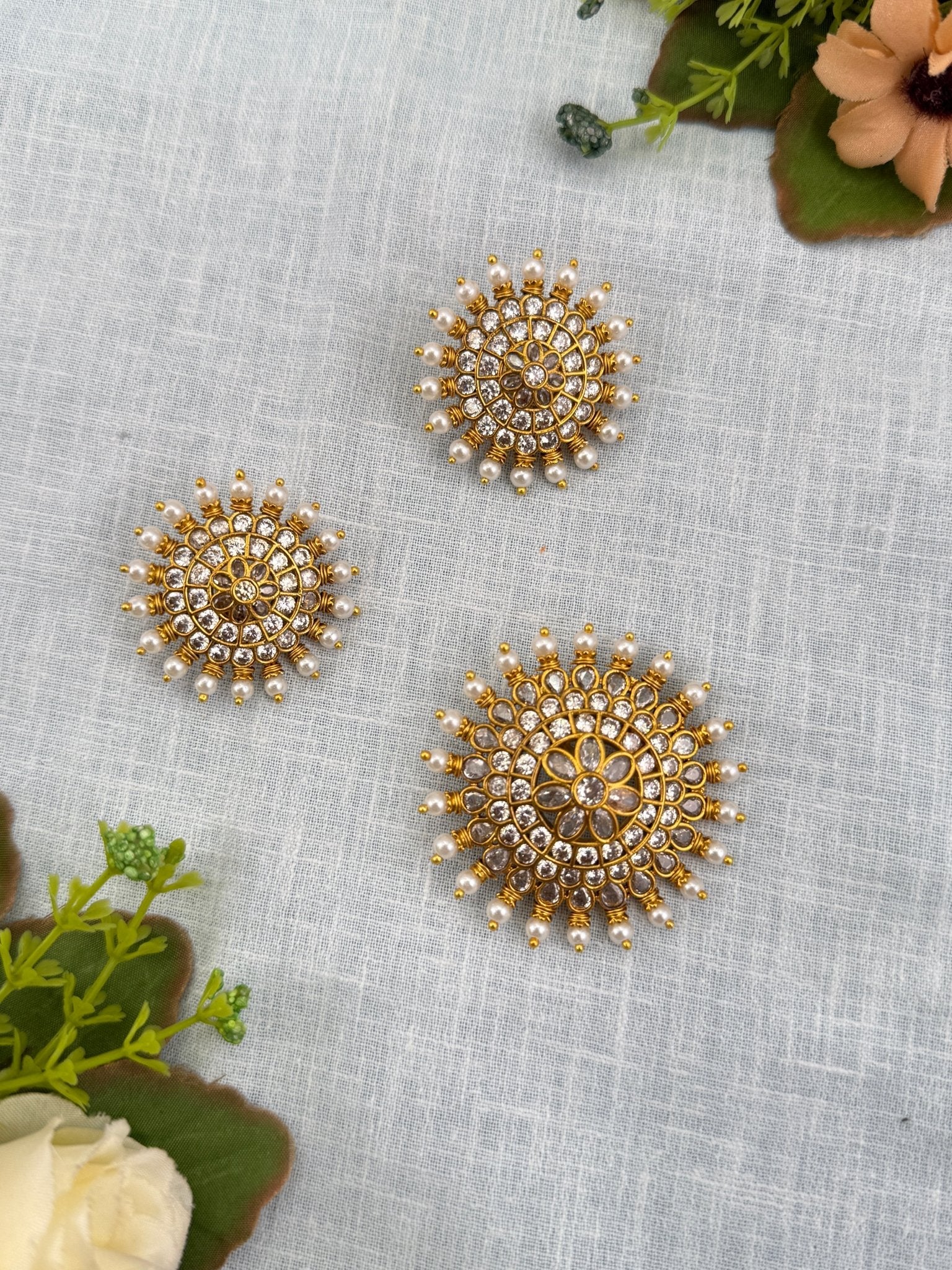 Royal Antique Pendant With Earrings 129 - Mahilas