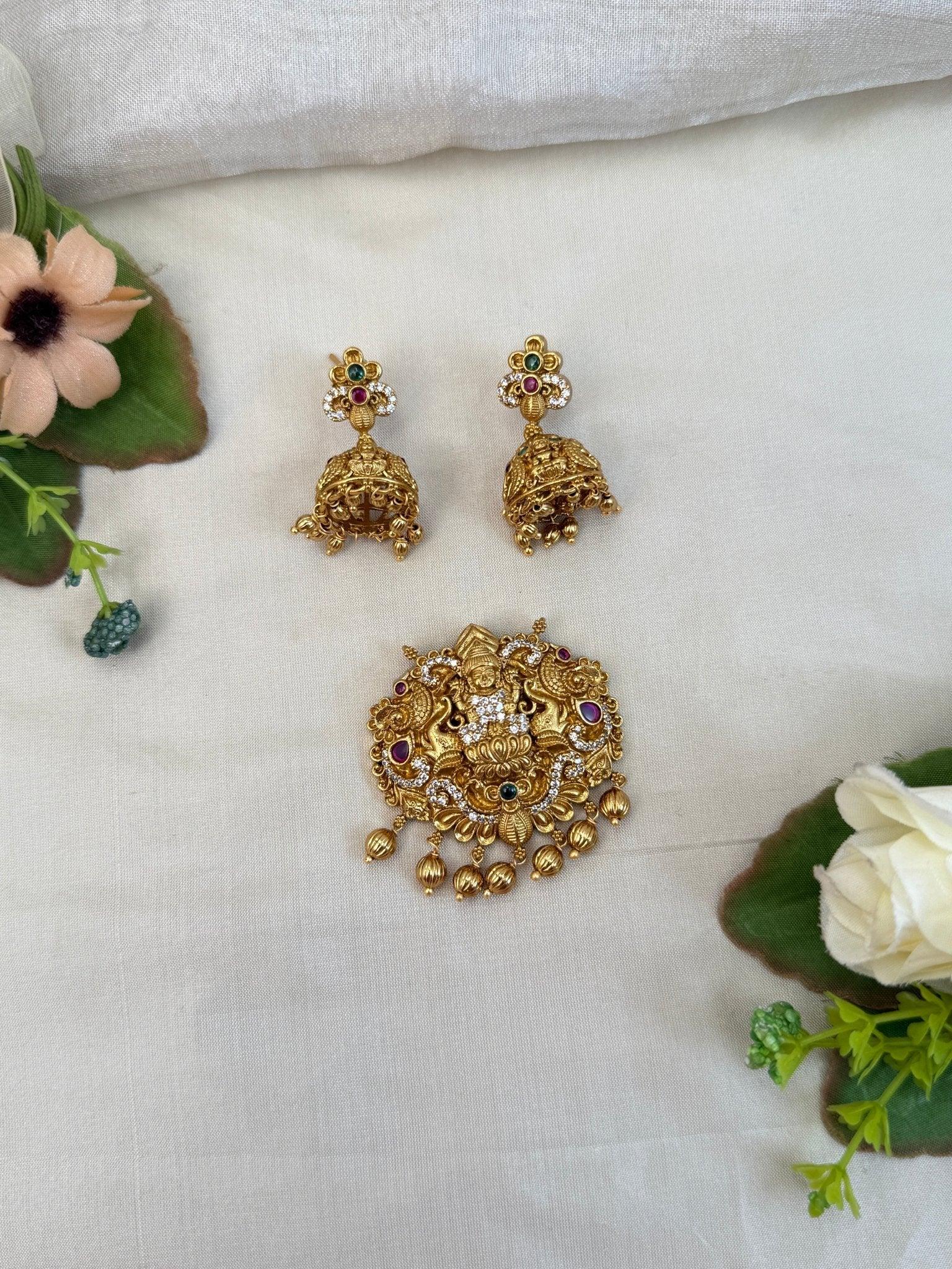 Royal Antique Pendant With Earrings 194 - Mahilas