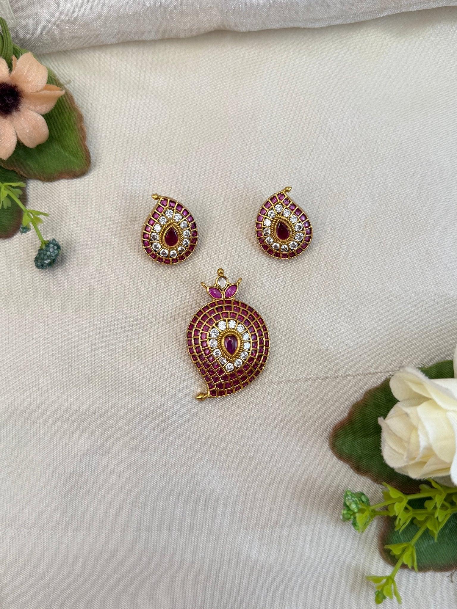 Royal Antique Pendant With Earrings 201 - Mahilas
