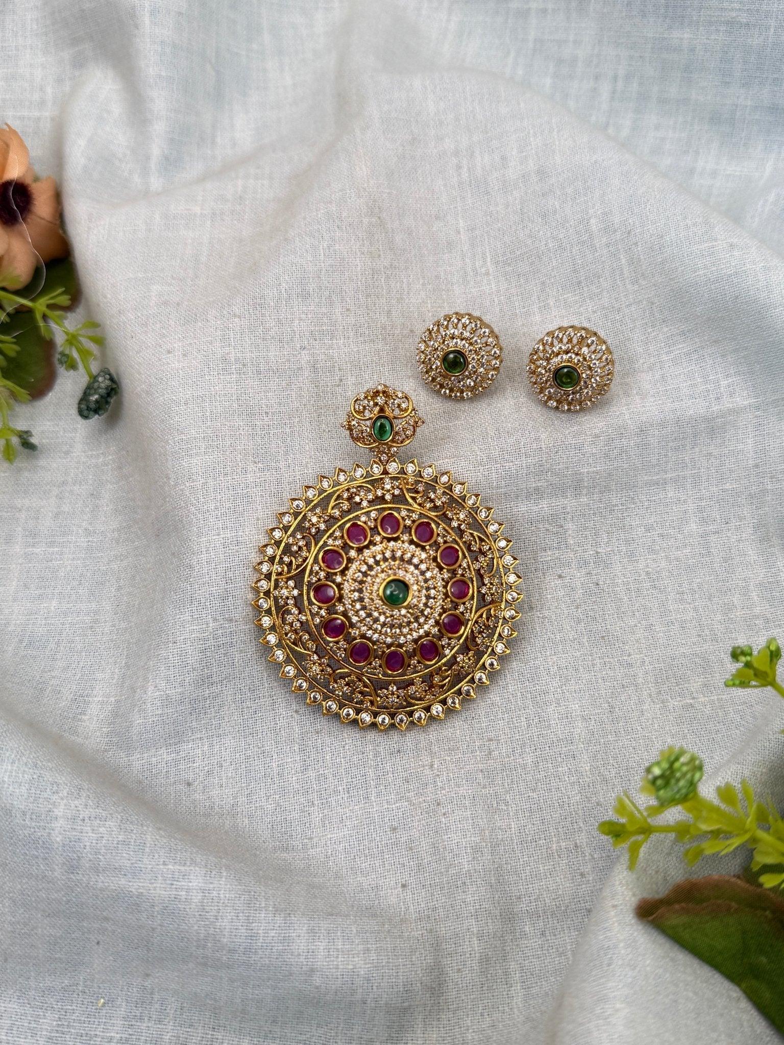 Royal Antique Pendant With Earrings 223 - Mahilas