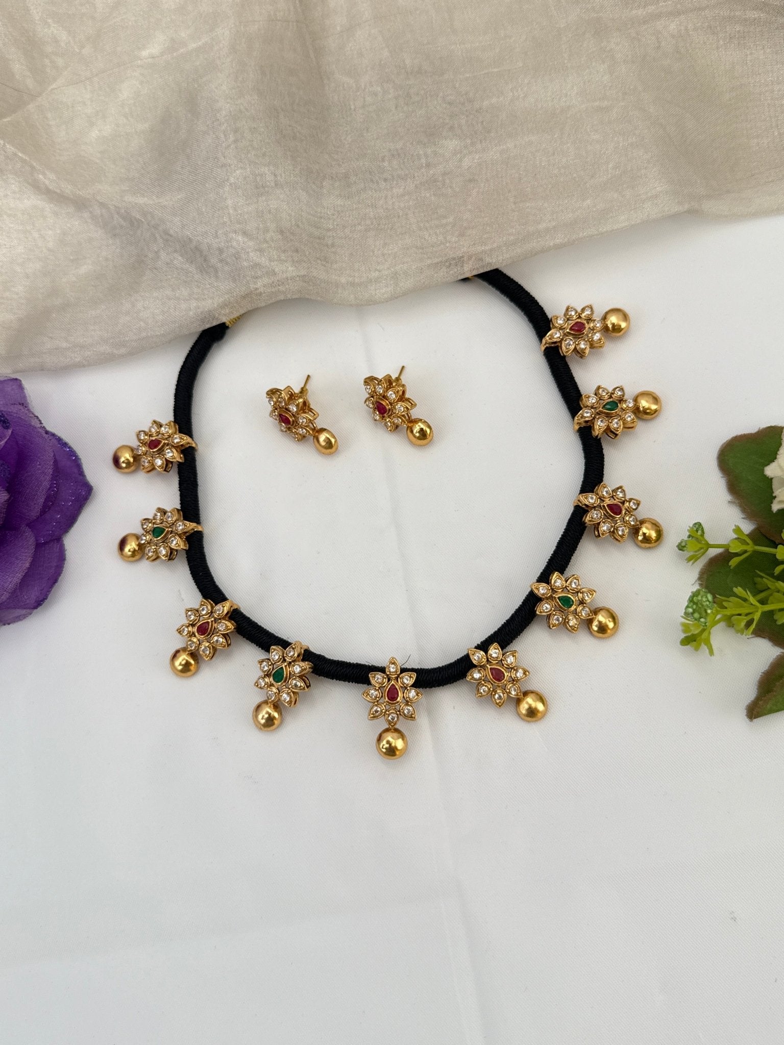 Royal Antique Rope Short Necklace Set 1036 - Mahilas