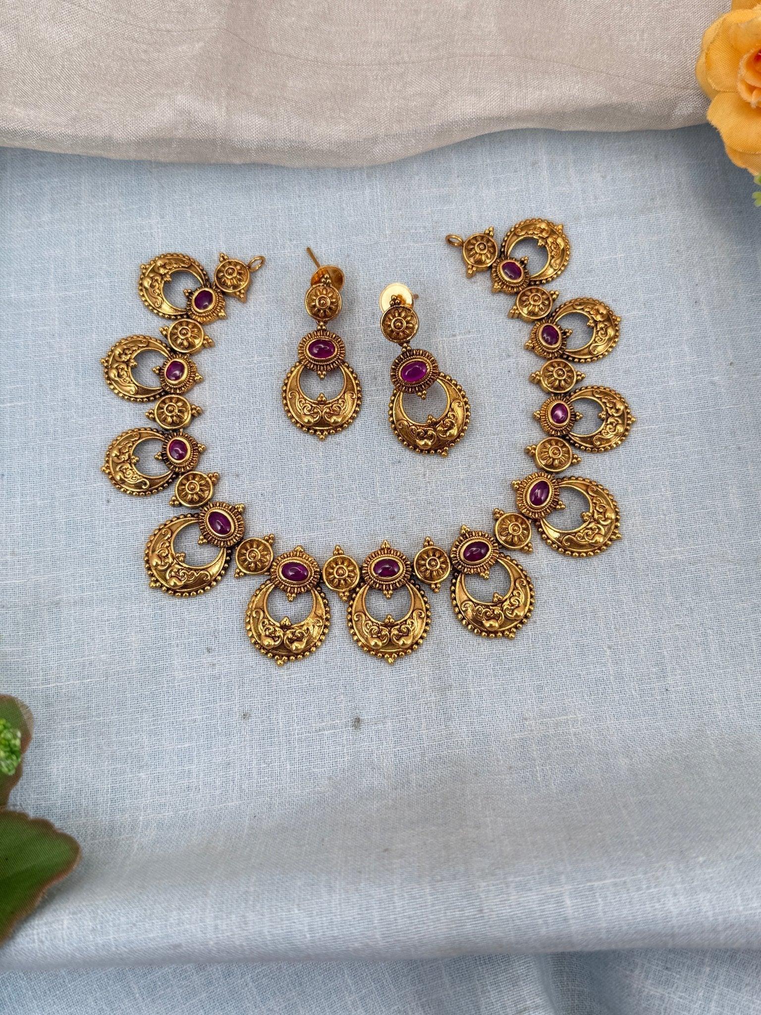 Royal Antique Ruby Stone Short Necklace Set 0126 - Mahilas