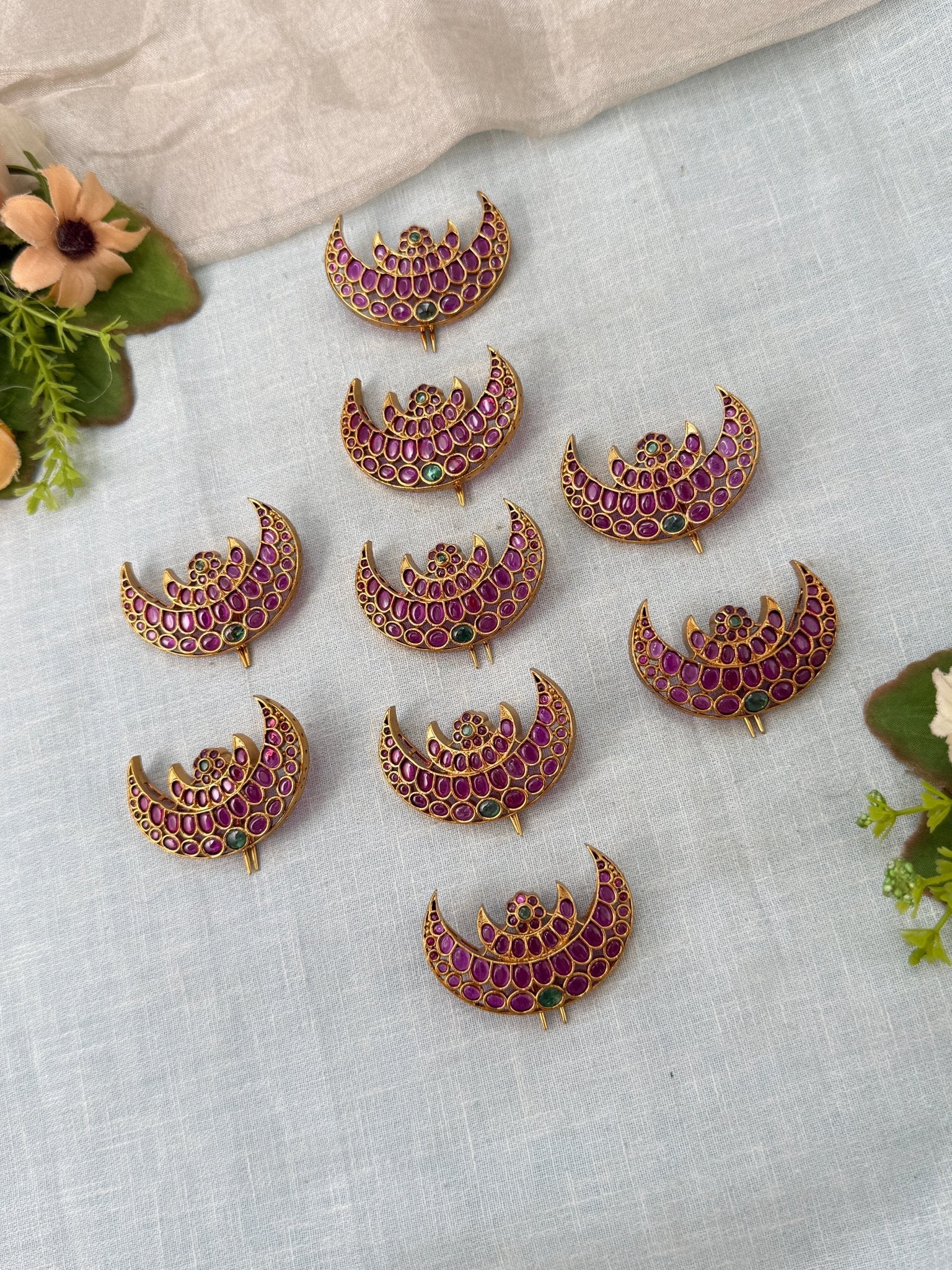 Royal Antique Set of 9 Jadebille 3100 - Mahilas