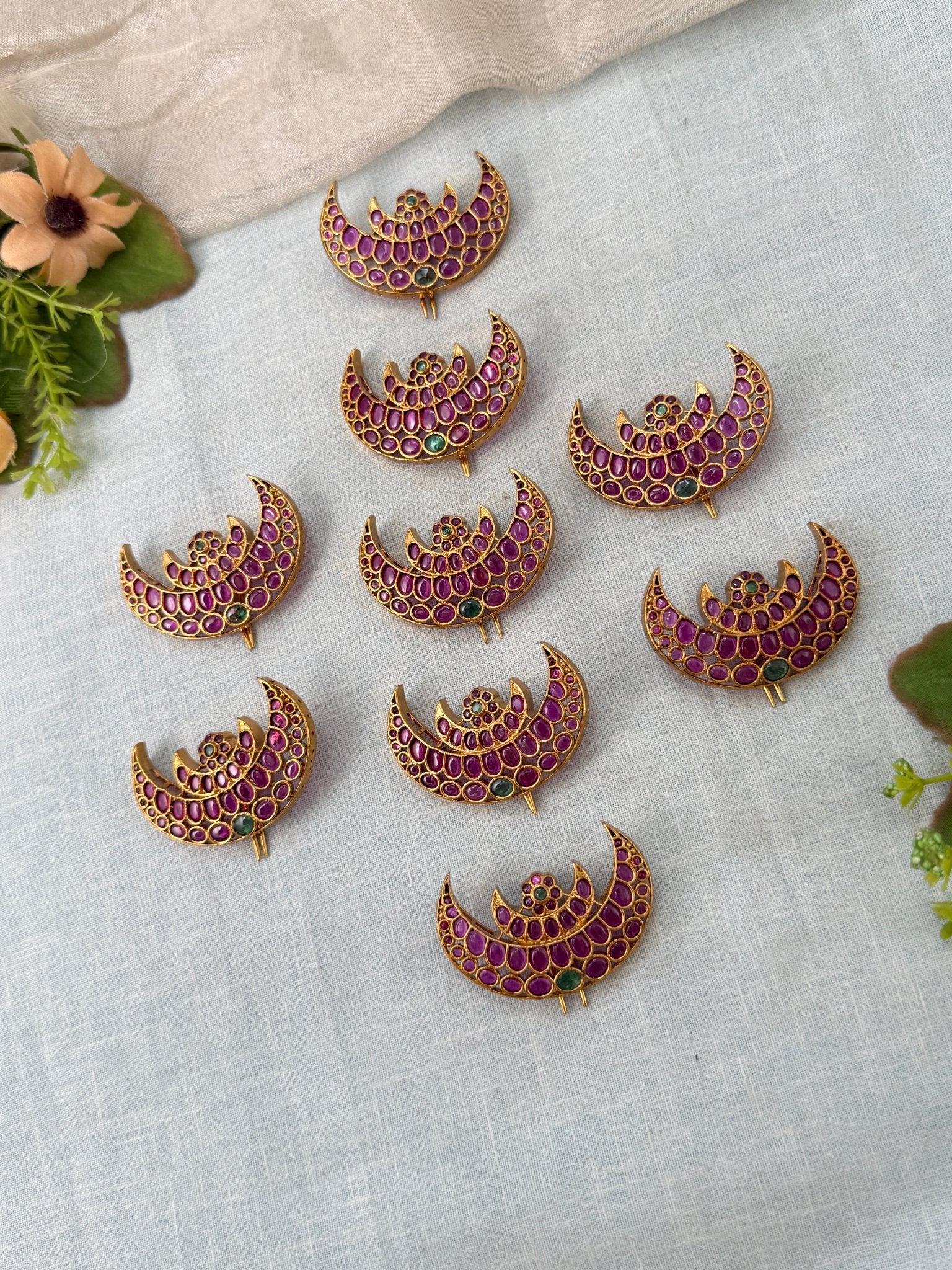 Royal Antique Set of 9 Jadebille 3100 - Mahilas