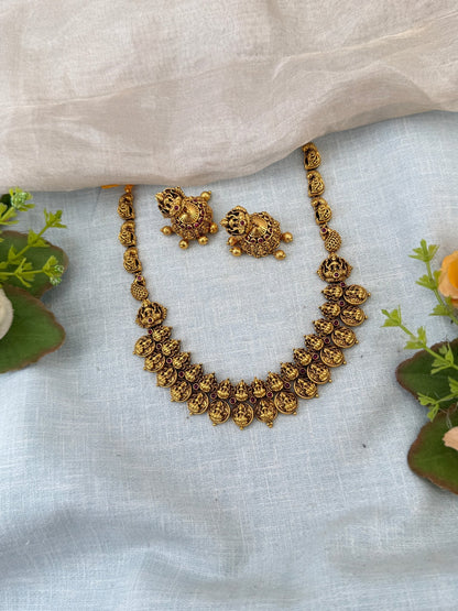 Royal Antique Short Lakshmi Necklace Set 1174 - Mahilas
