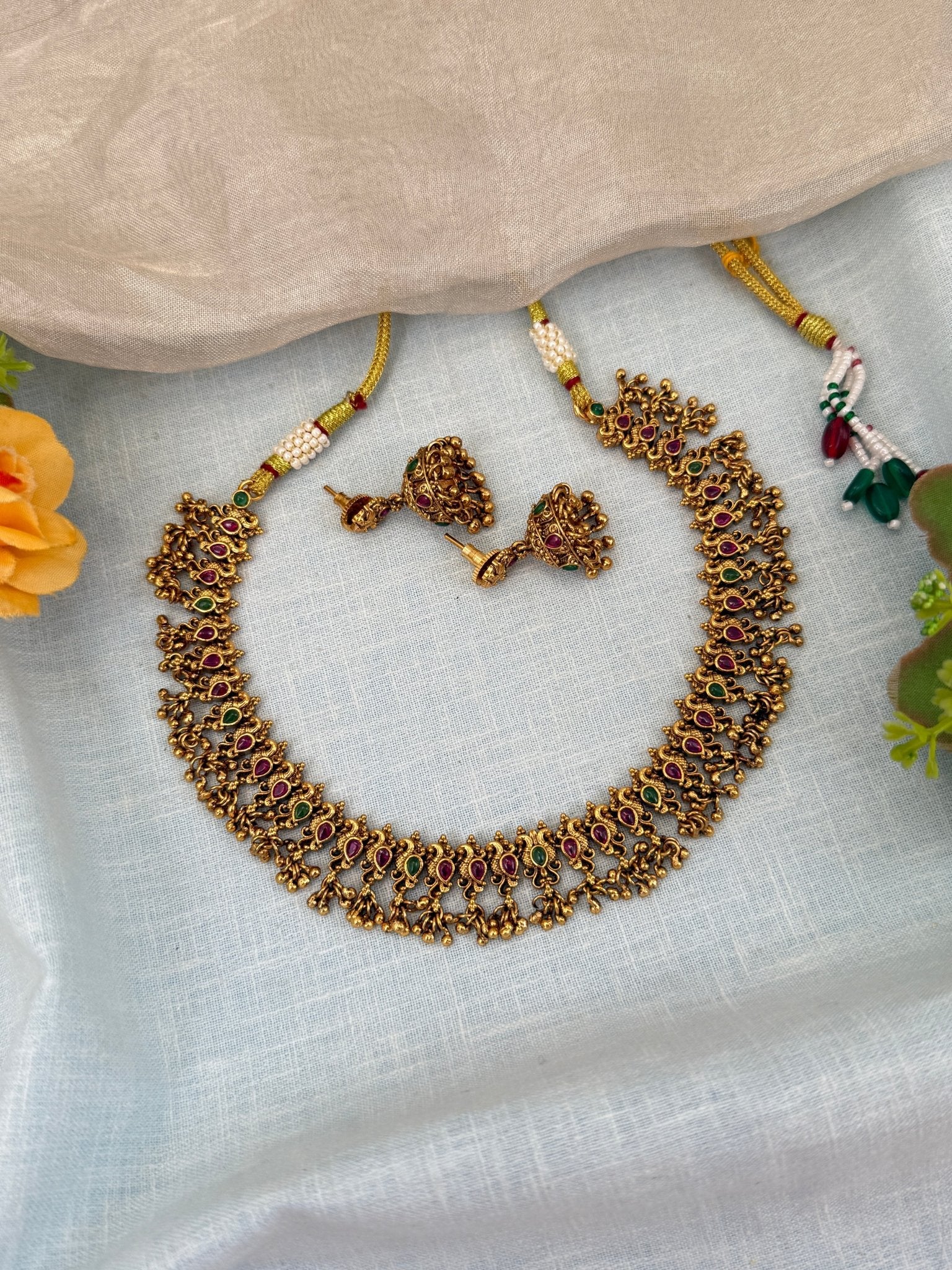 Royal Antique Short Necklace Set 0513 - Mahilas