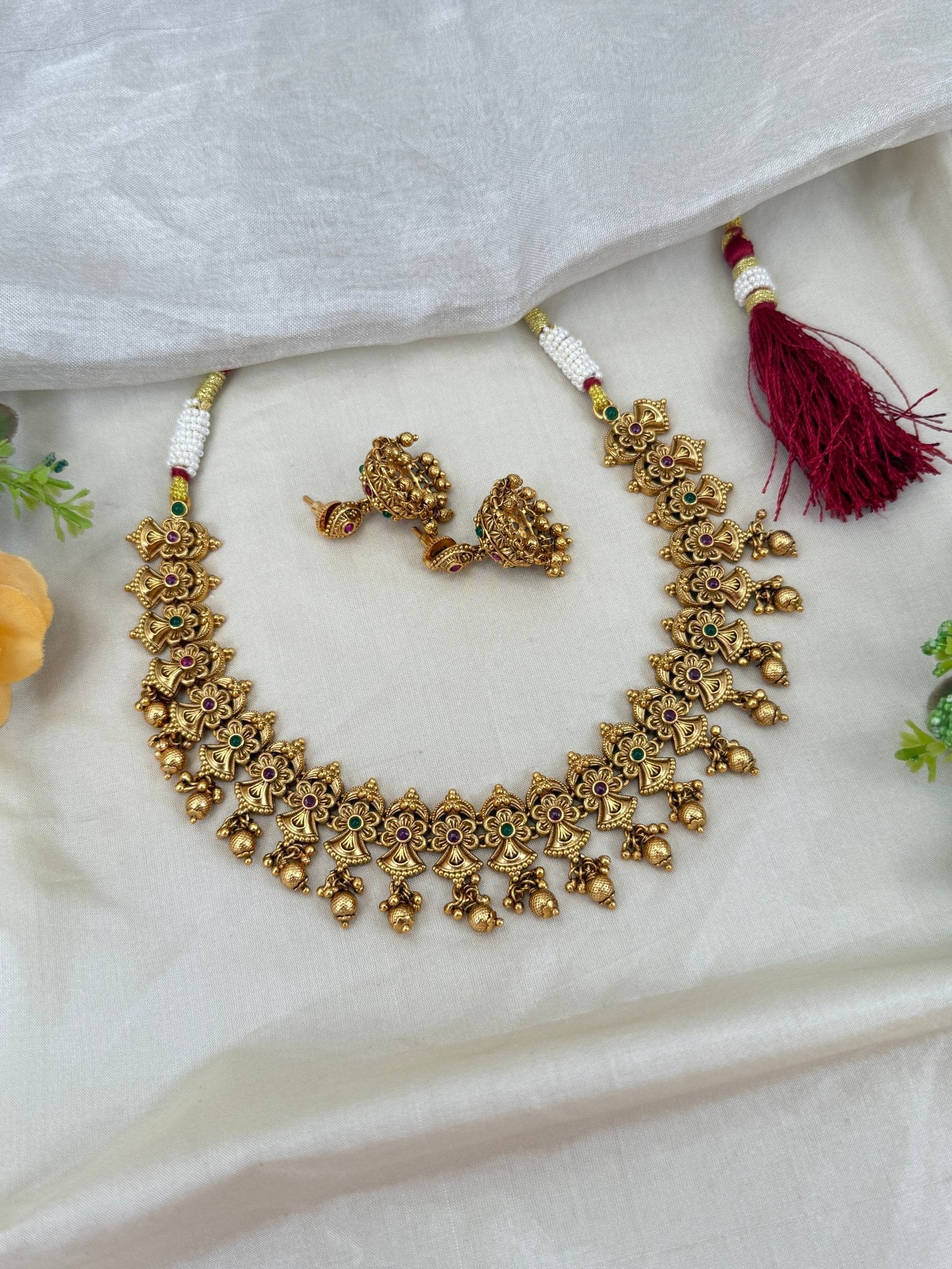 Royal Antique Short Necklace Set 0515 - Mahilas