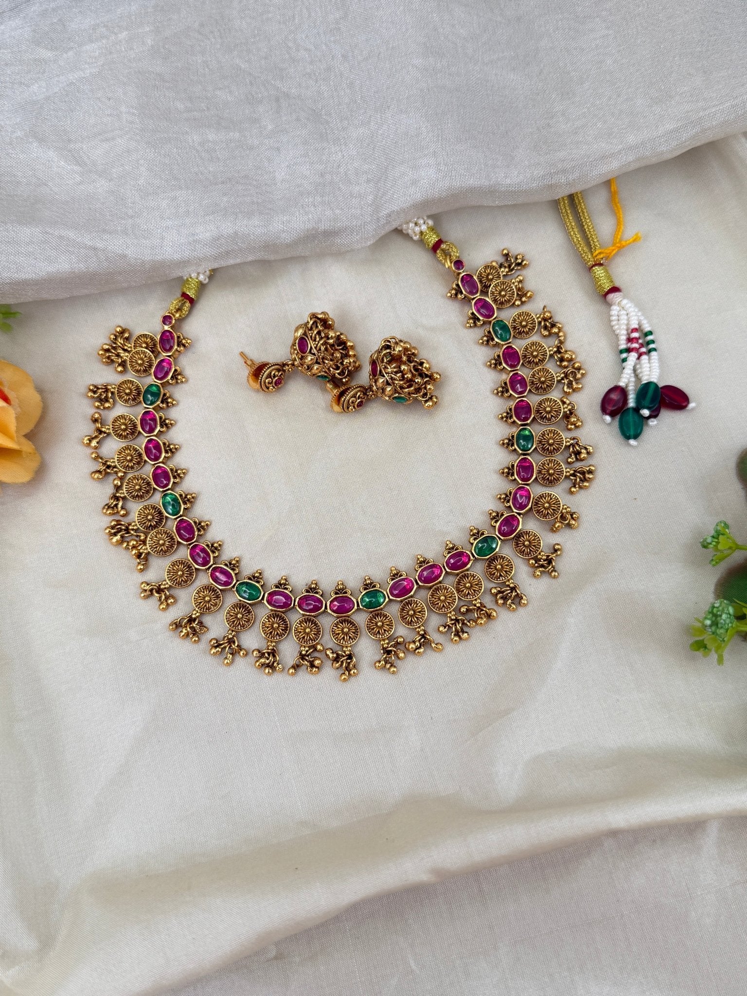 Royal Antique Short Necklace Set 0522 - Mahilas