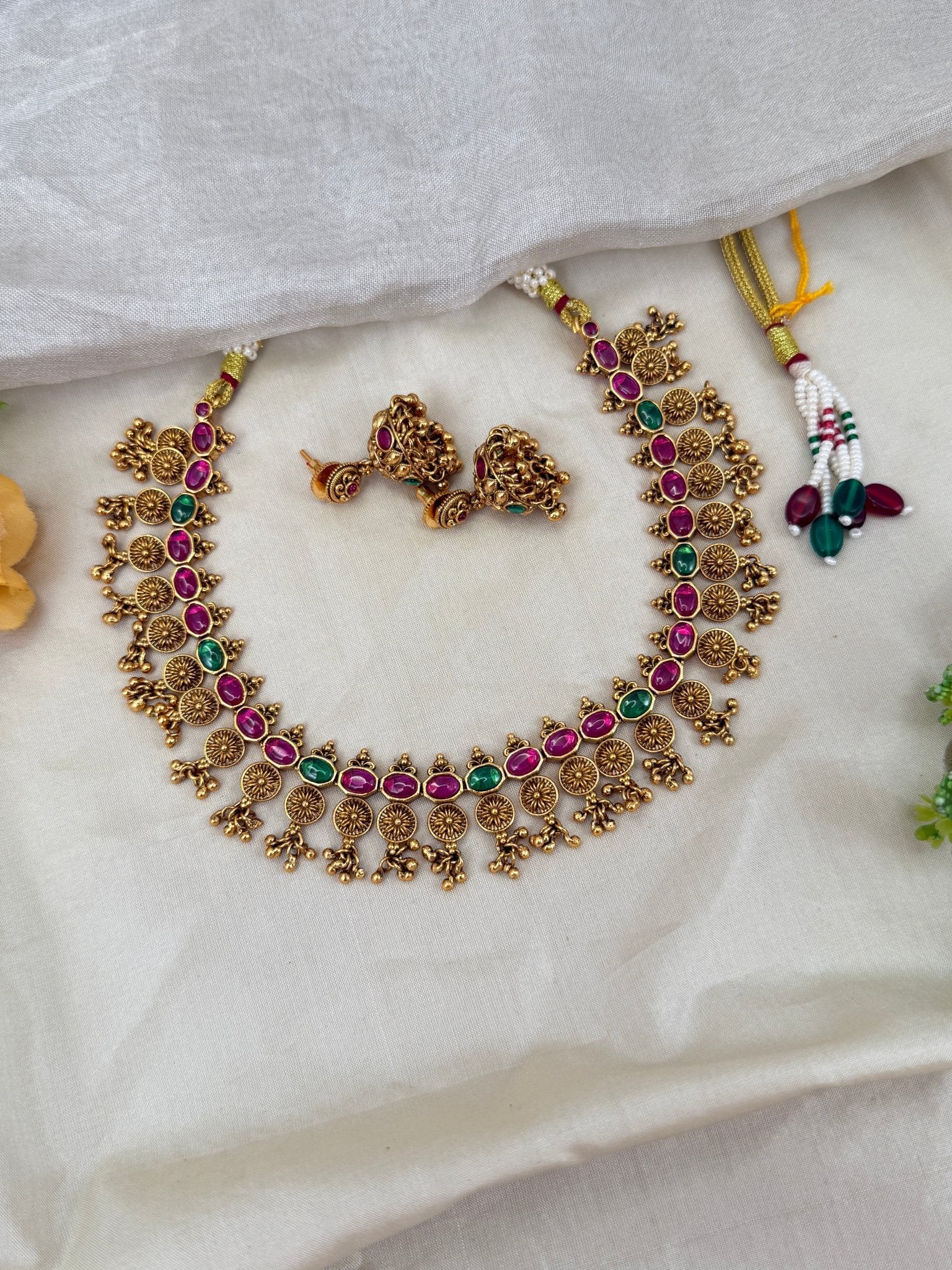 Royal Antique Short Necklace Set 0522 - Mahilas