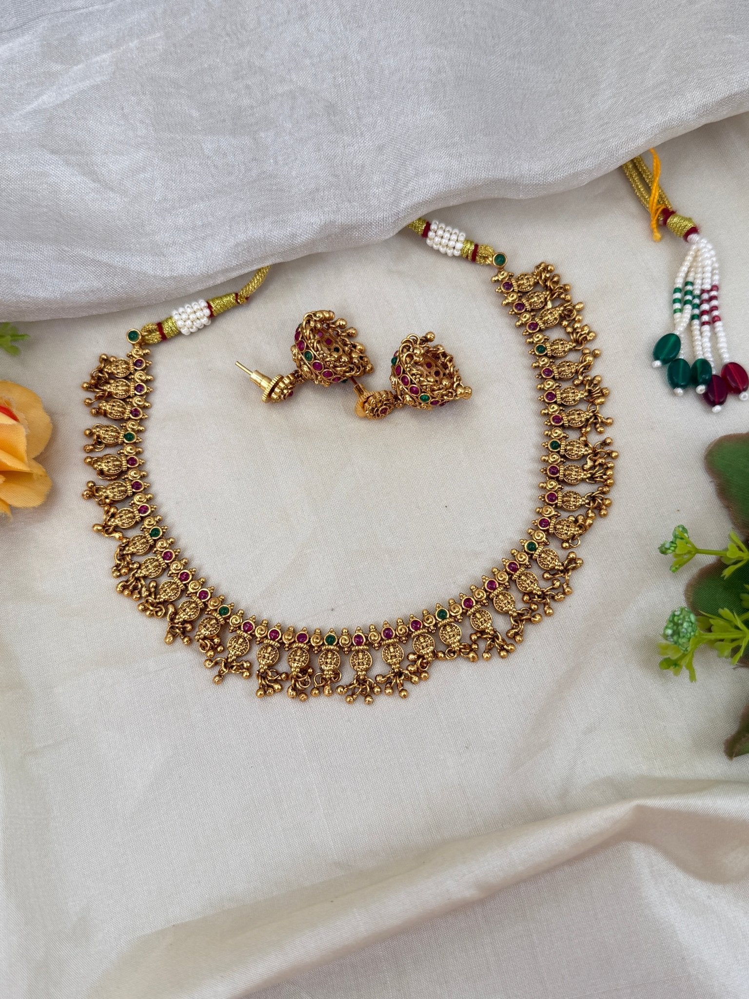 Royal Antique Short Necklace Set 0523 - Mahilas