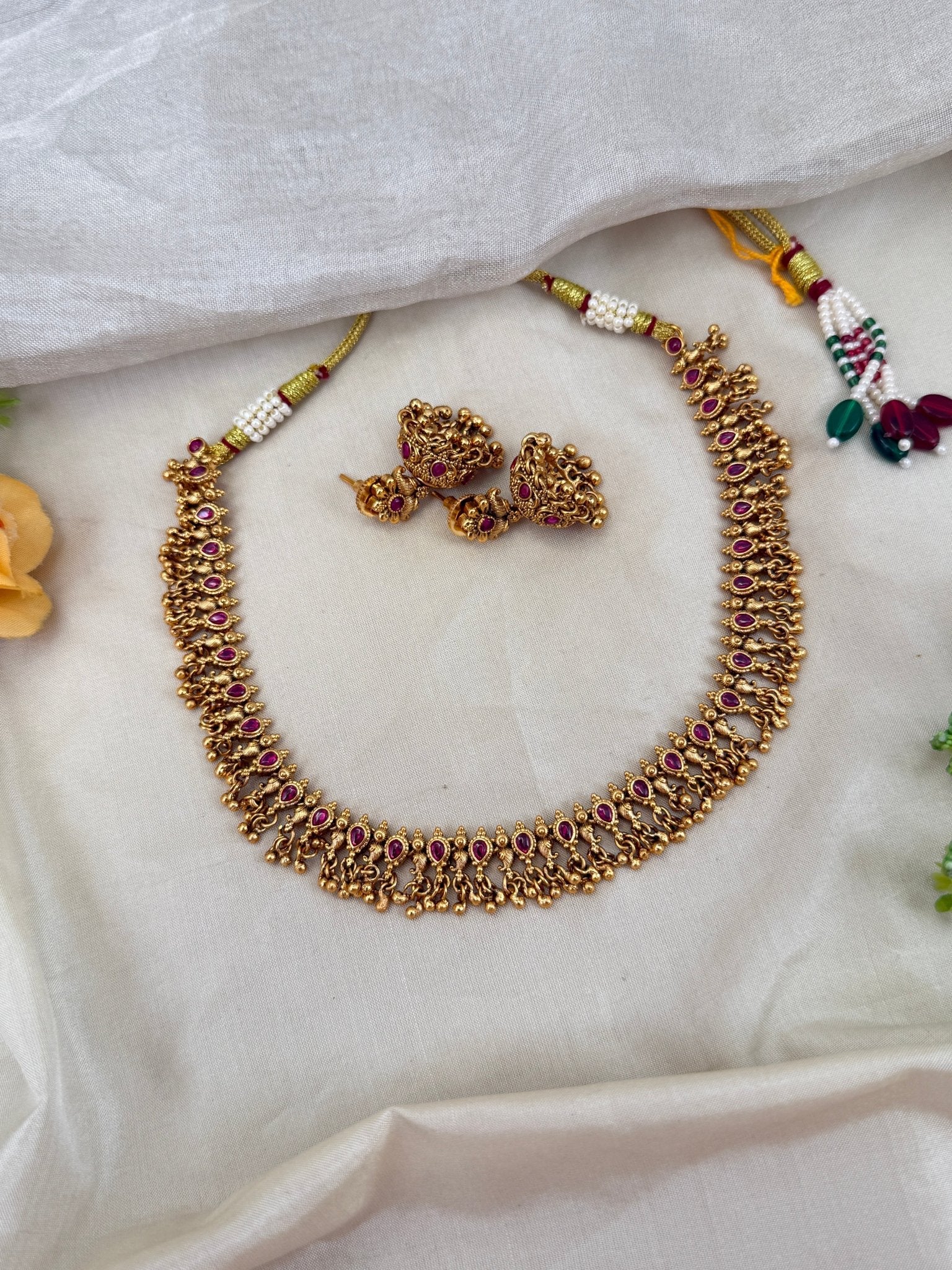 Royal Antique Short Necklace Set 0524 - Mahilas