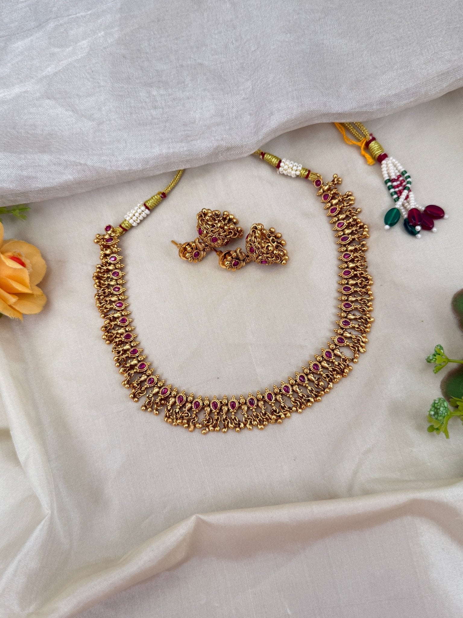 Royal Antique Short Necklace Set 0524 - Mahilas