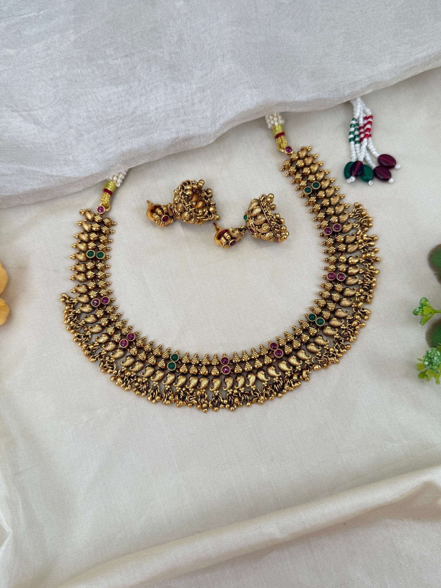 Royal Antique Short Necklace Set 0526 - Mahilas