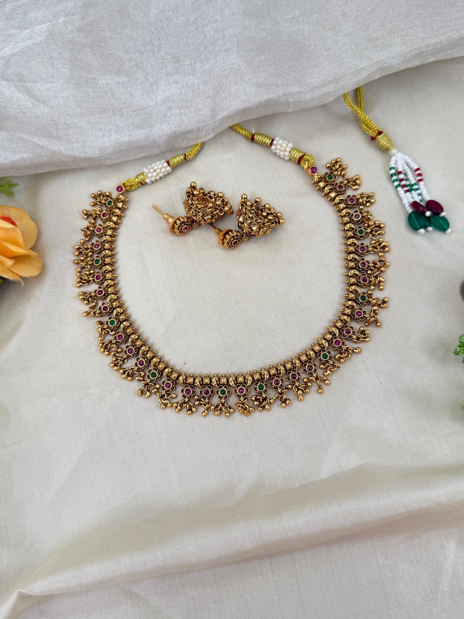Royal Antique Short Necklace Set 0530 - Mahilas