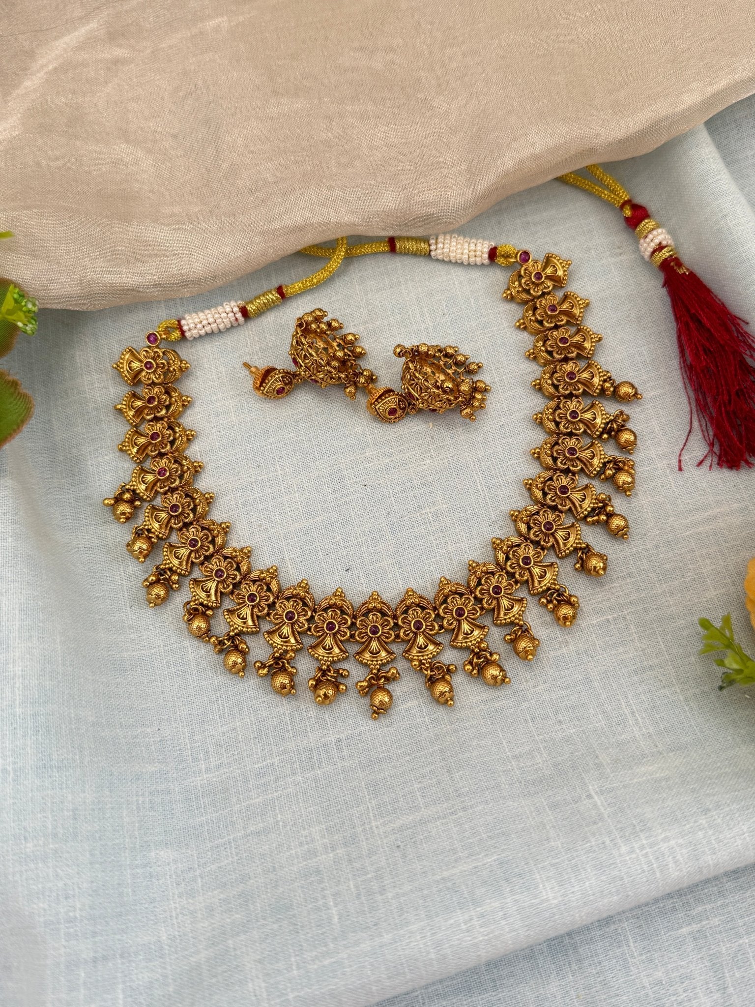 Royal Antique Short Necklace Set 0534 - Mahilas