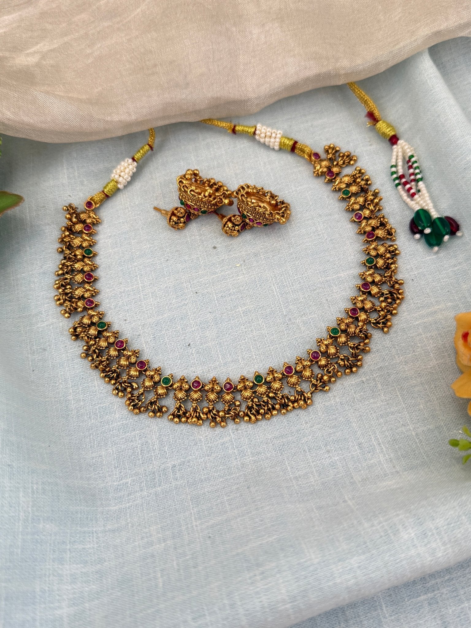 Royal Antique Short Necklace Set 0545 - Mahilas