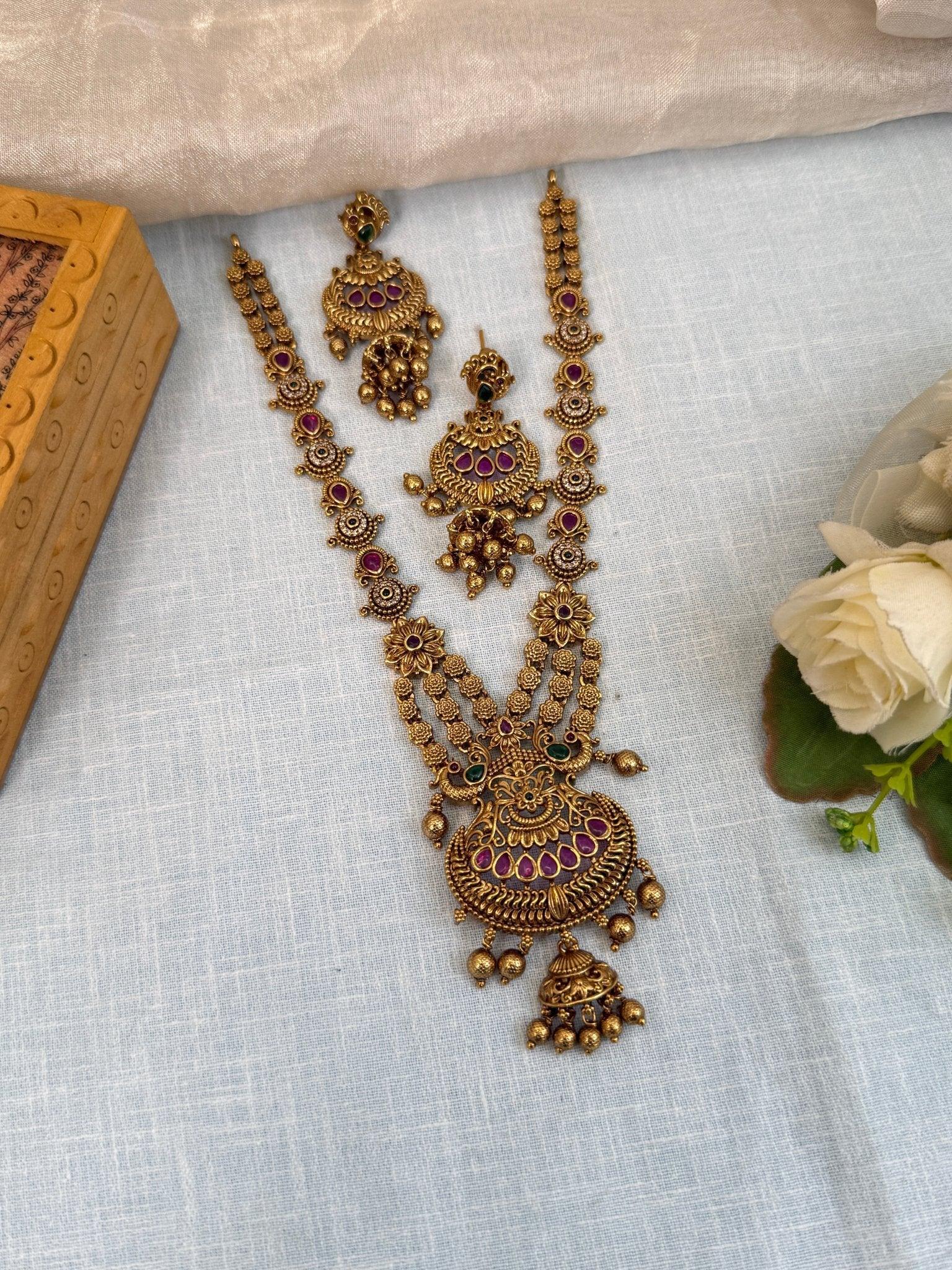 Royal Antique Short Necklace Set 830 - Mahilas