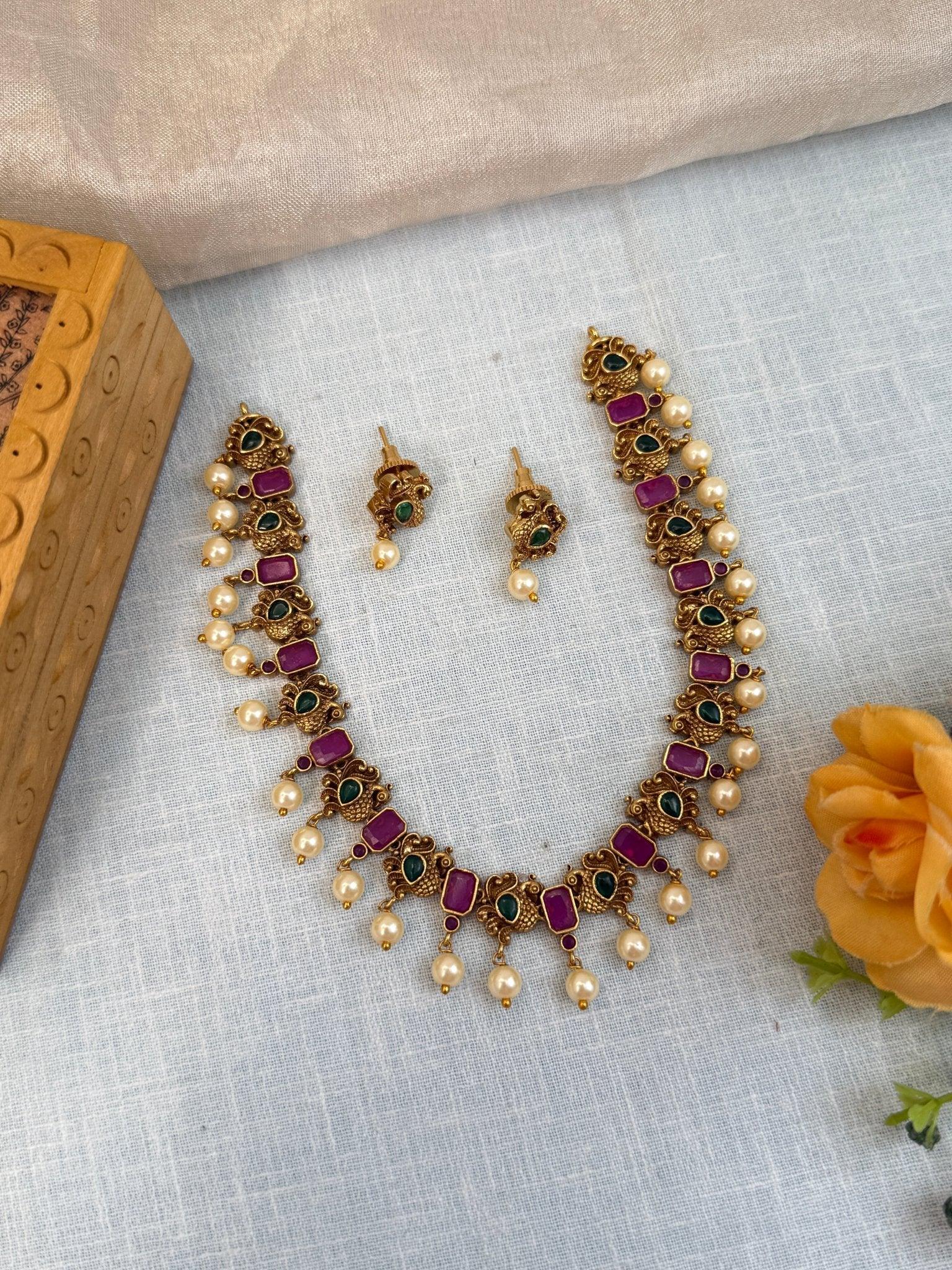 Royal Antique Short Necklace Set 853 - Mahilas