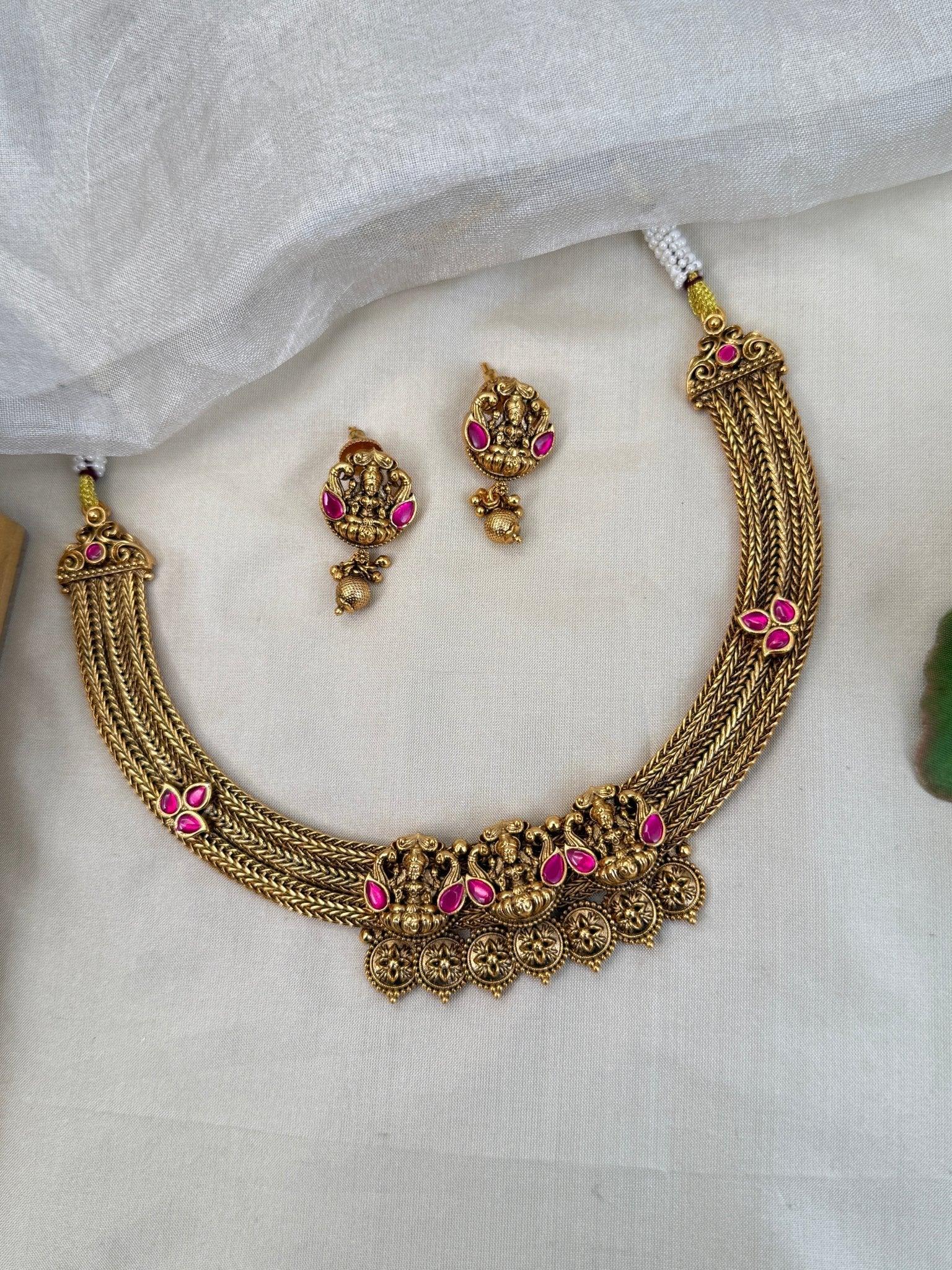 Royal Antique Short Necklace Set 919 - Mahilas