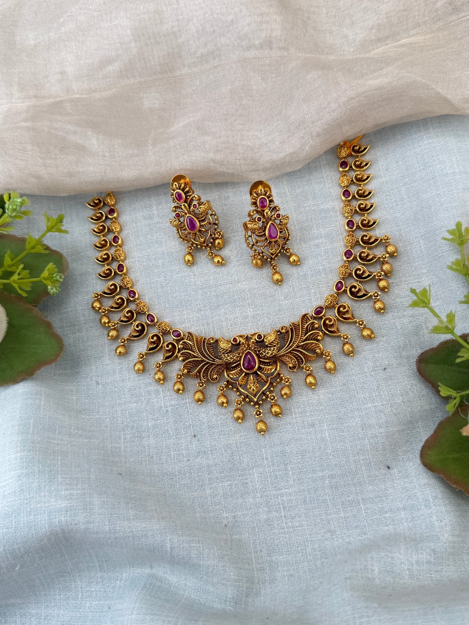 Royal Antique Short Peacock Necklace Set 1172 - Mahilas
