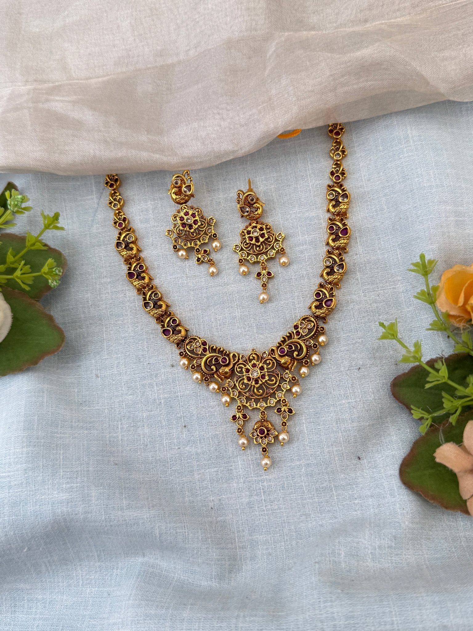 Royal Antique Short Pendant Necklace Set 1175 - Mahilas