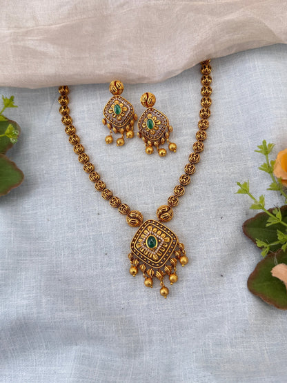 Royal Antique Short Pendant Necklace Set 1177 - Mahilas