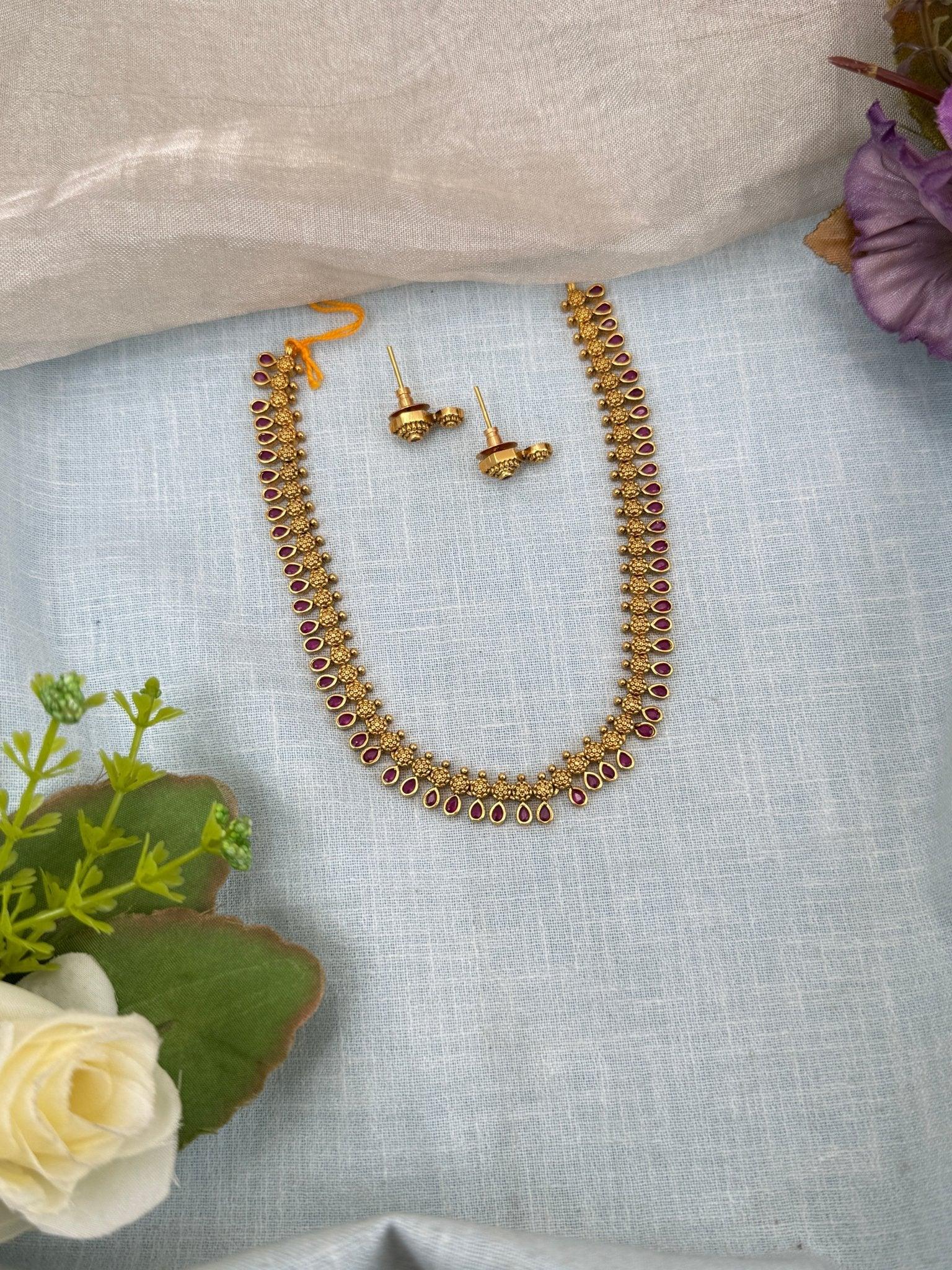 Royal Antique Simple Short Necklace Set 0196 - Mahilas