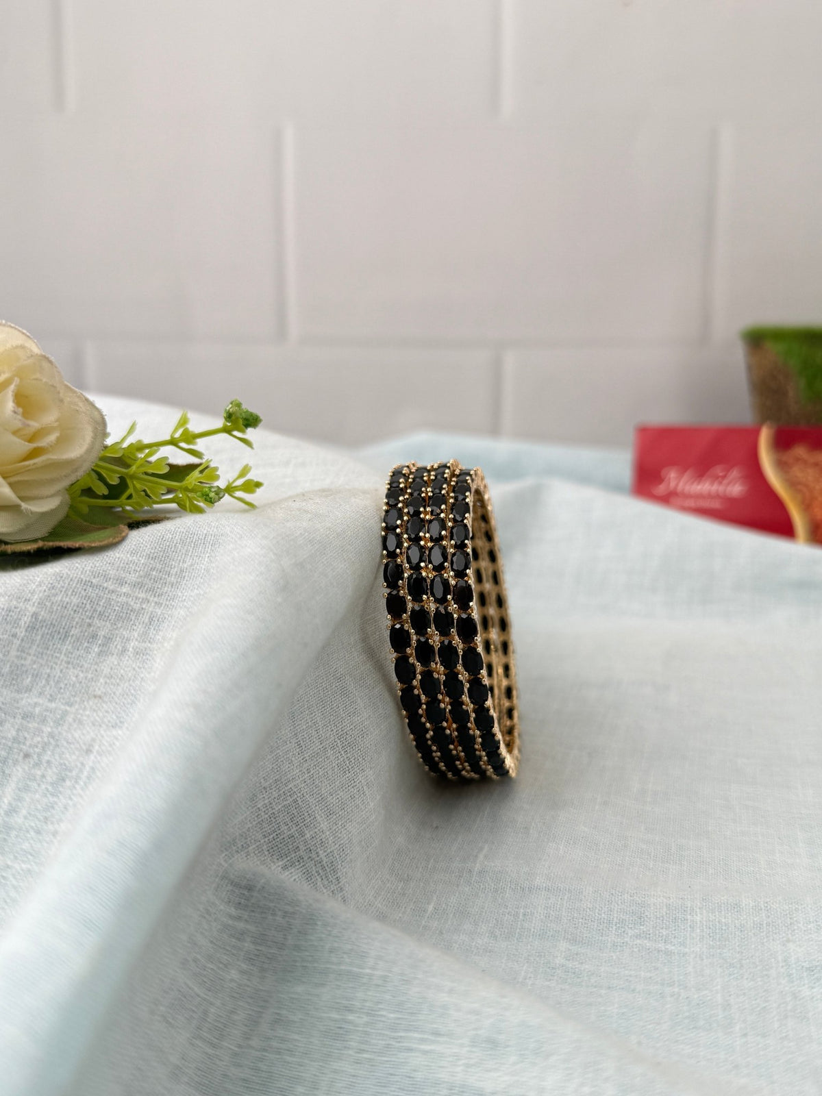 Royal Antique Stone Designer Bangles| Set Of 4| B0504 - Mahilas