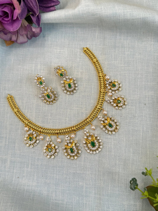 Royal Antique Stone Hasli Necklace Set 900 - Mahilas