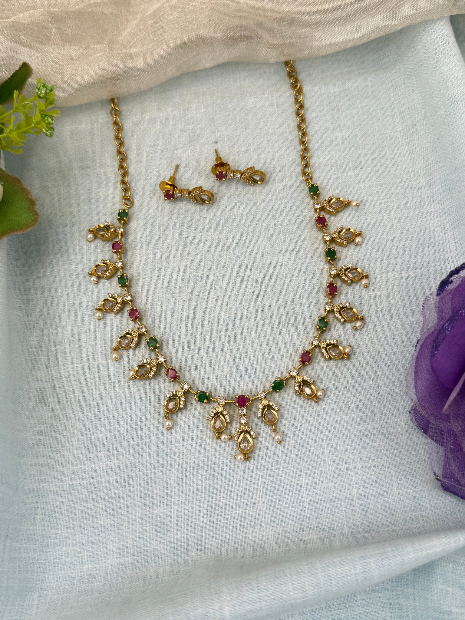 Royal Antique Stone Short Necklace Set 0576 - Mahilas
