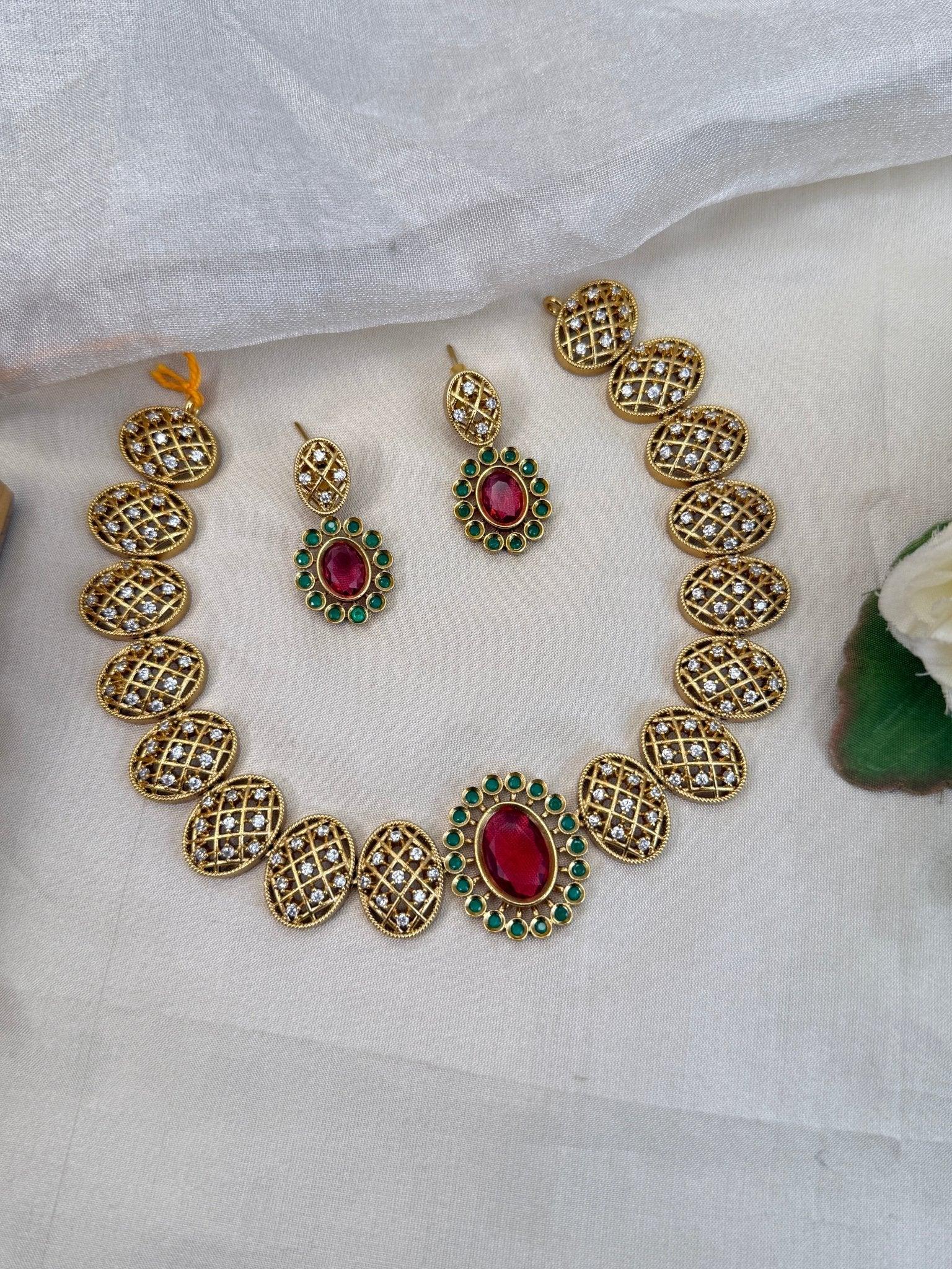 Royal Antique Stone Short Necklace Set 917 - Mahilas