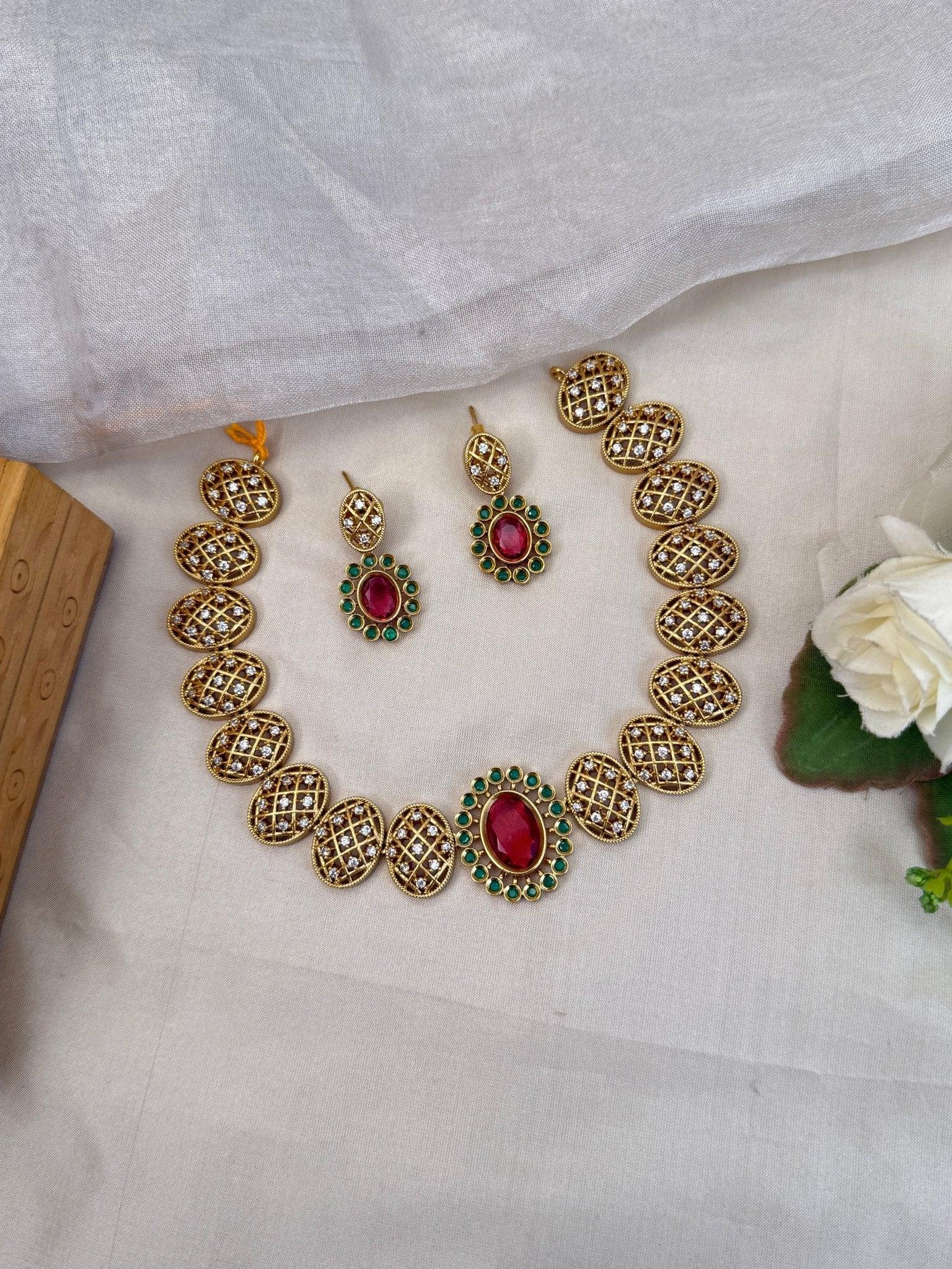 Royal Antique Stone Short Necklace Set 917 - Mahilas
