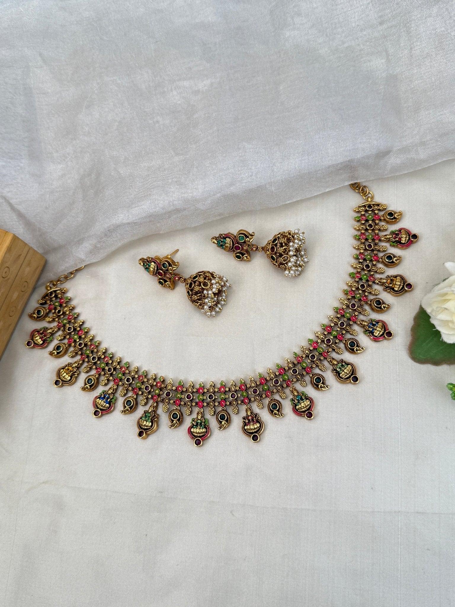 Royal Antique Stone Short Necklace Set 921 - Mahilas