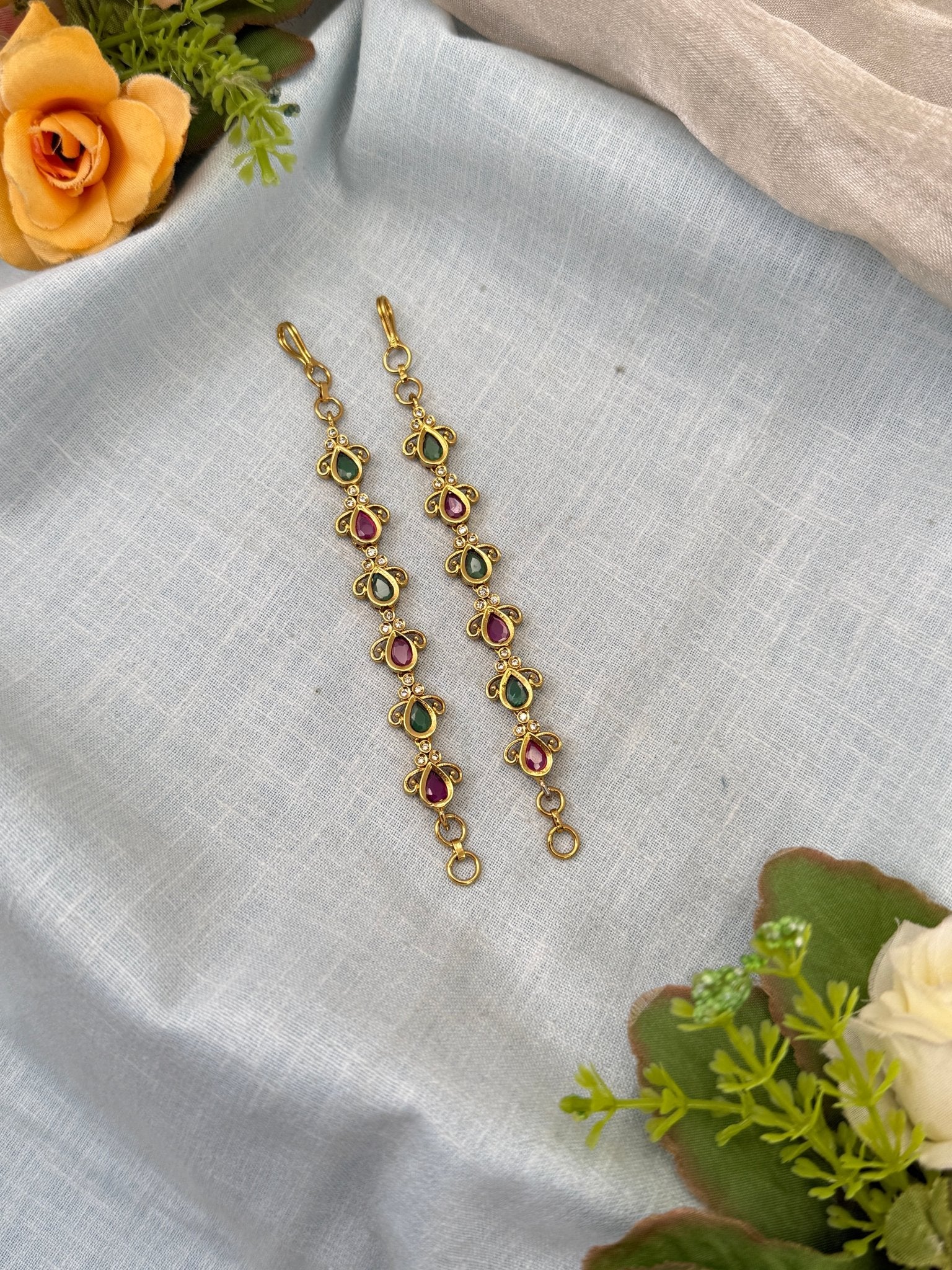 Royal Antique Stone Straight Maatal Earchain 362 - Mahilas