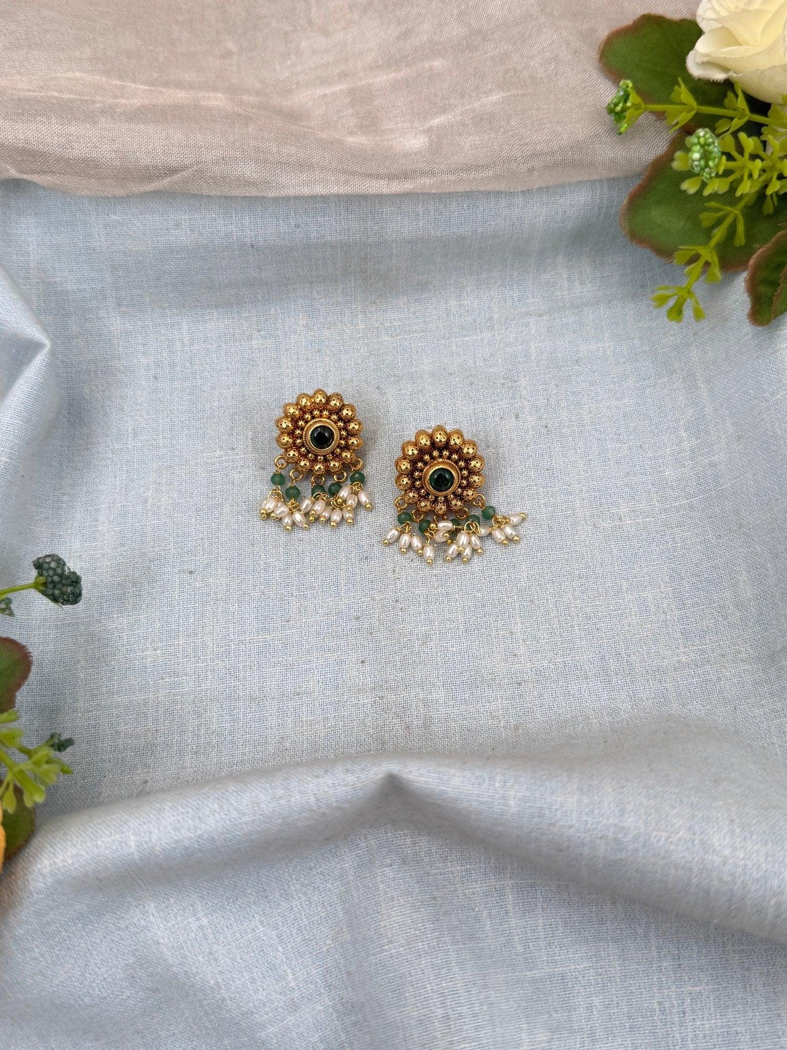 Royal Antique Stud Earrings 0687 - Mahilas