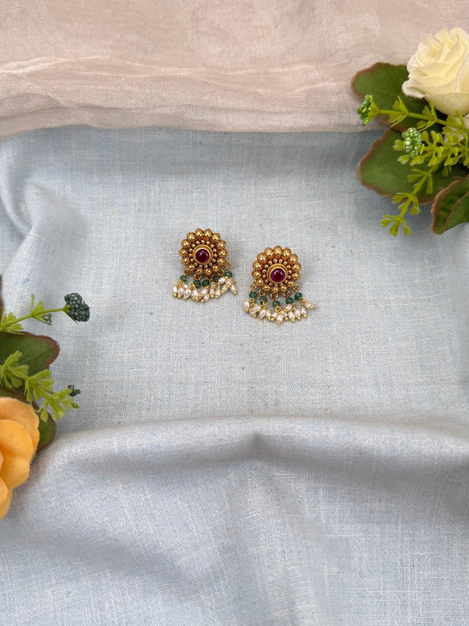 Royal Antique Stud Earrings 0691 - Mahilas