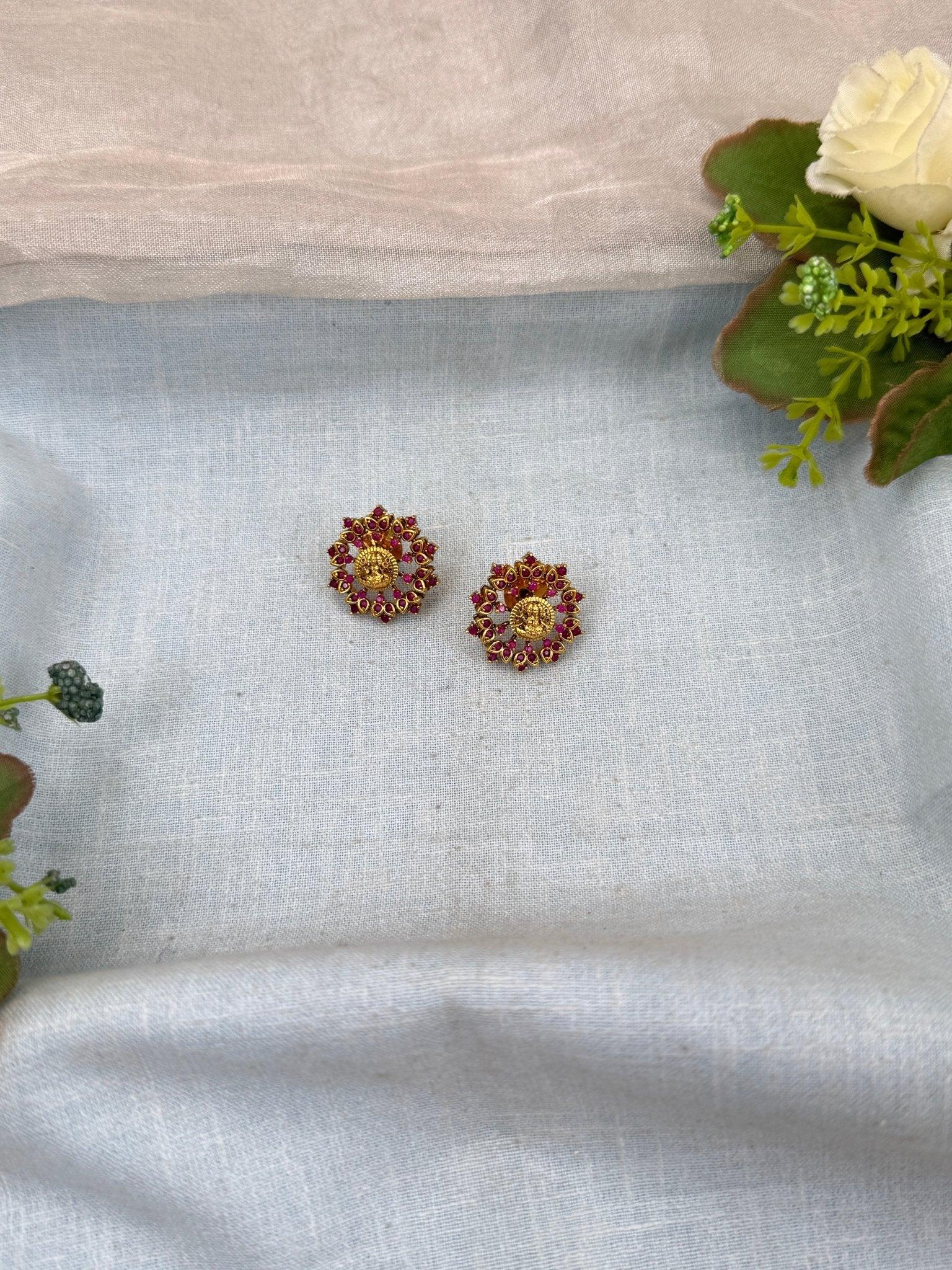 Royal Antique Stud Earrings 0692 - Mahilas